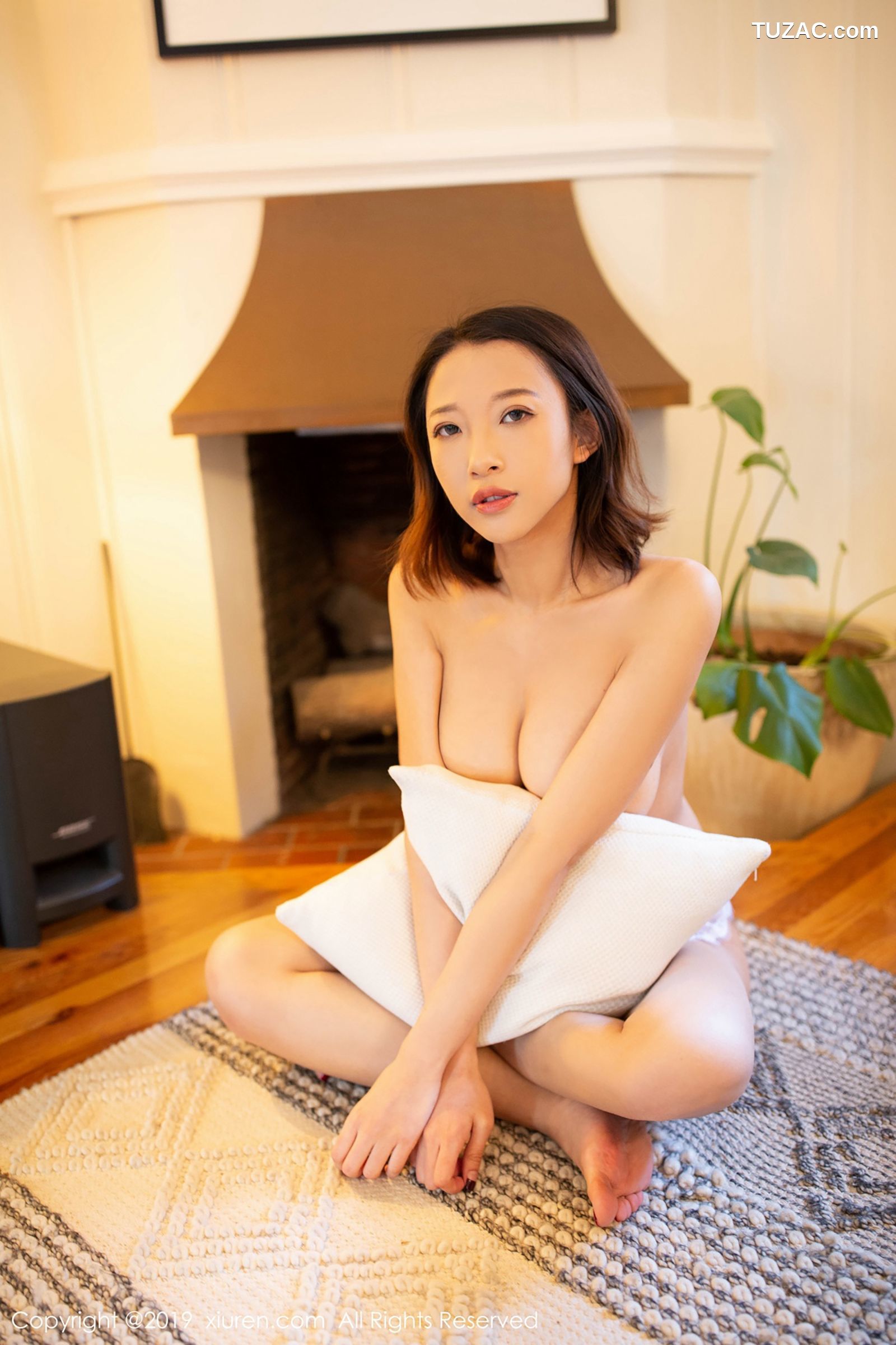 XiuRen秀人网-1335-栗子Riz-《十足温柔的女友》-2019.02.12