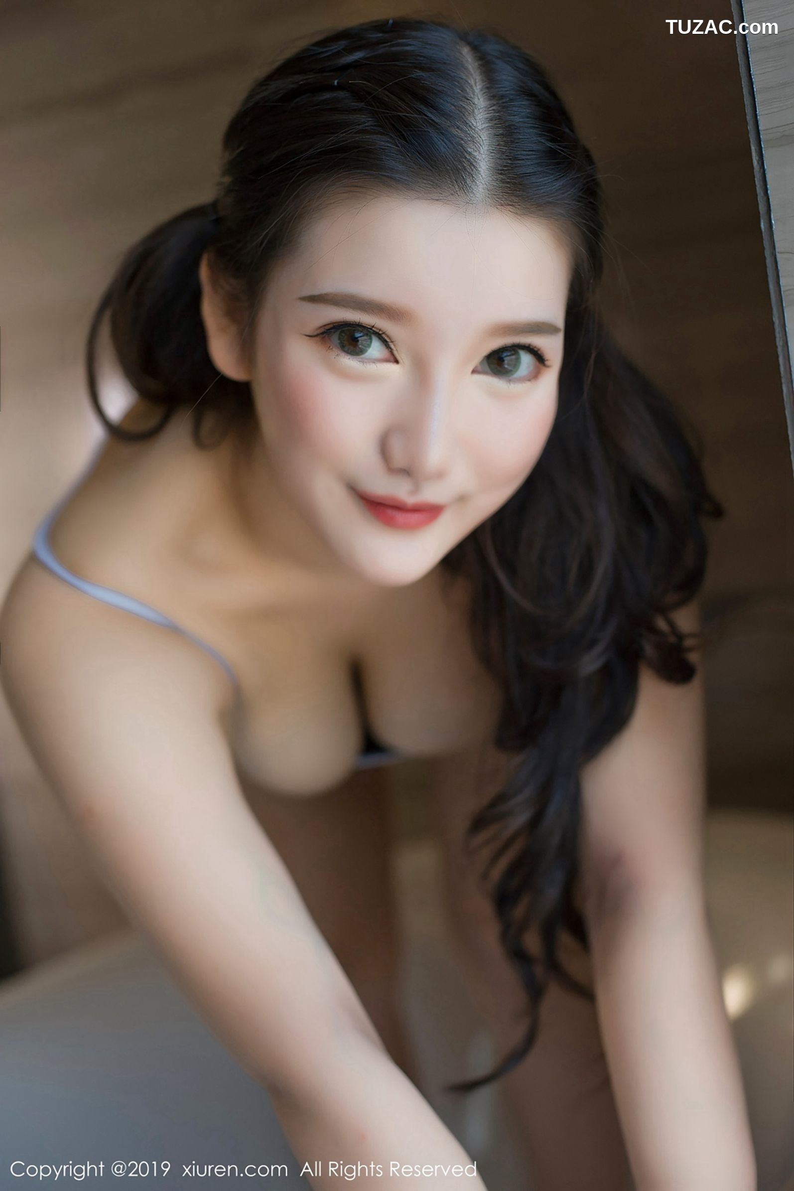 XiuRen秀人网-1340-小尤奈-《空姐制服诱惑和黑色连体体操服》-2019.02.18