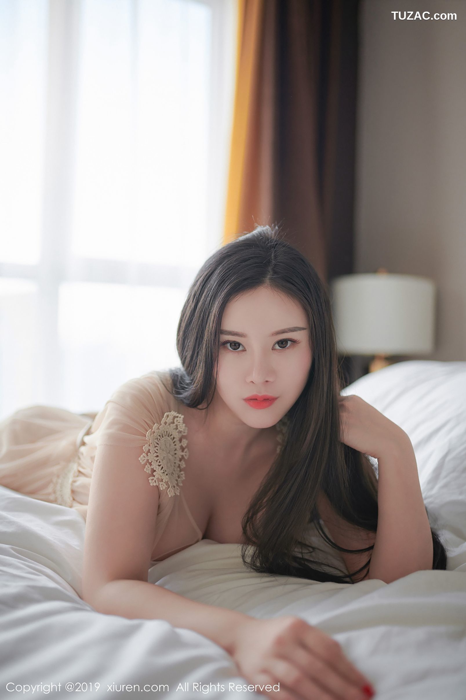 XiuRen秀人网-1366-戴渃欣-《丰腴有致娇躯魅惑》-2019.03.14