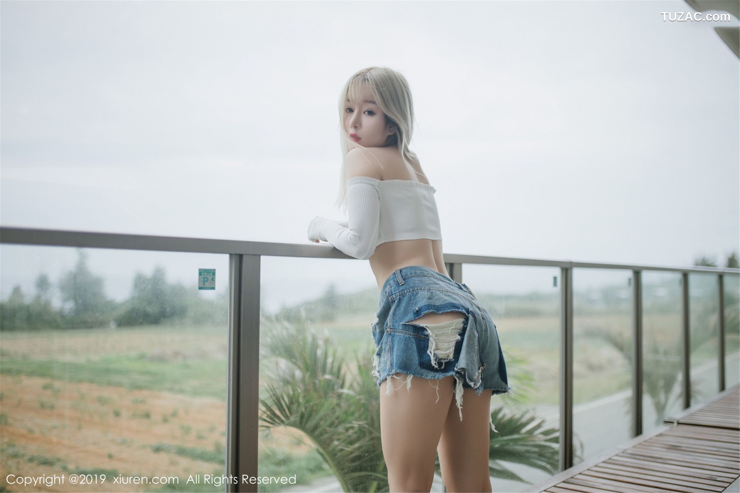 XiuRen秀人网-1400-王雨纯-《唯美不失性感的诱惑》-2019.04.17