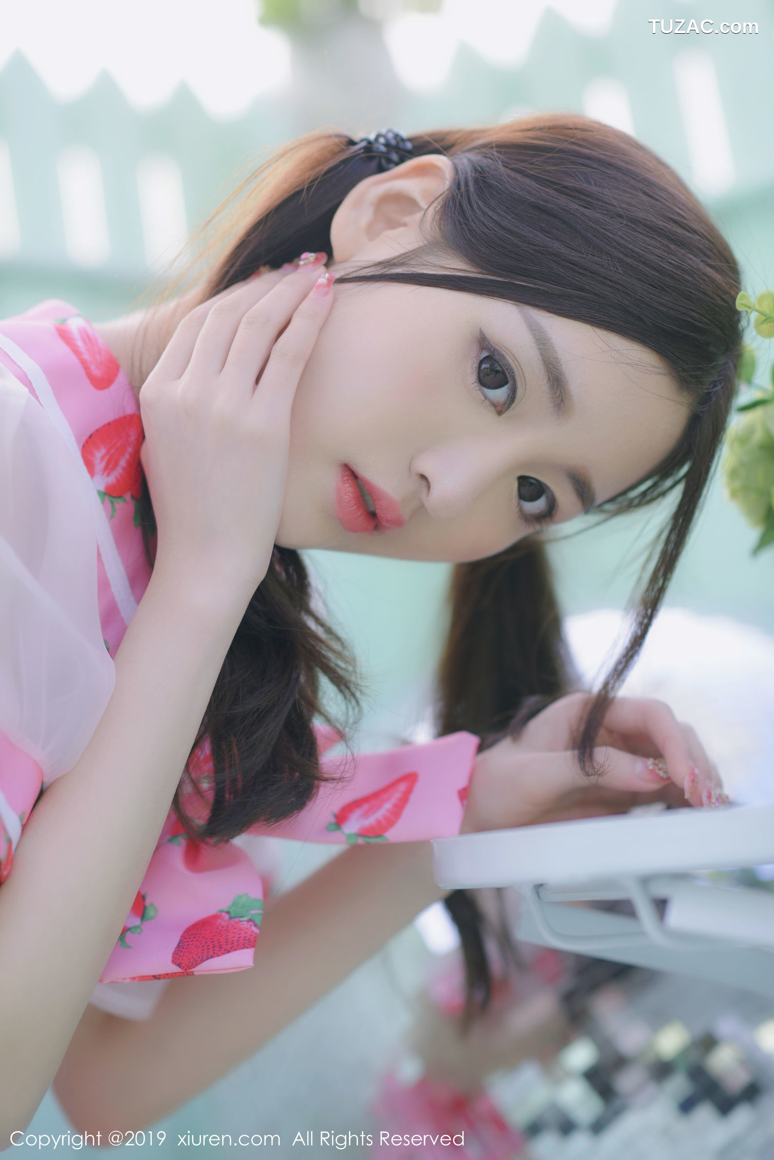 XiuRen秀人网-1419-沈梦瑶-《空乘制服与草莓内衣系列》-2019.04.26