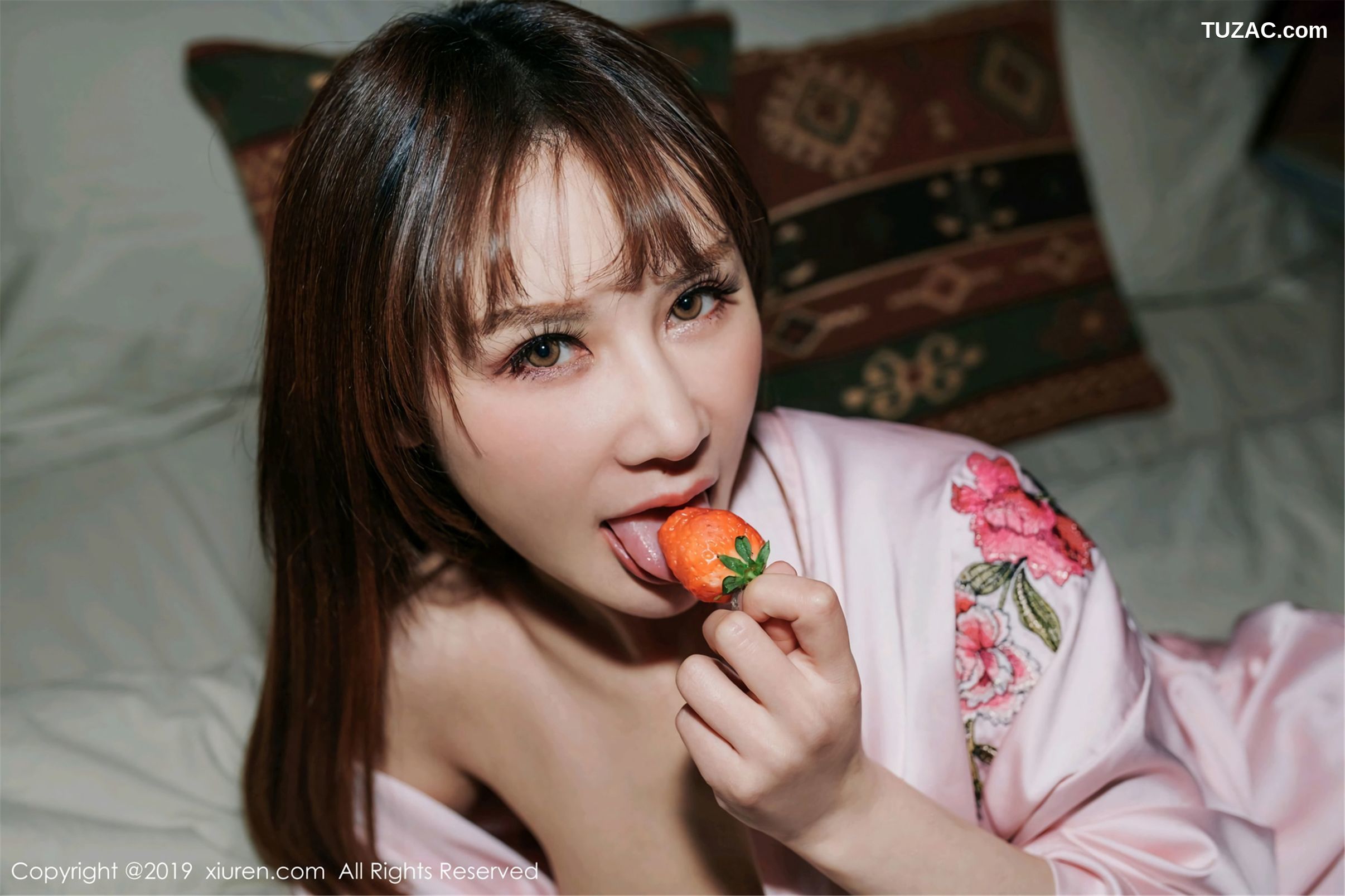 XiuRen秀人网-1422-苏可Er-《古风内衣与蕾丝制服女仆》-2019.04.28