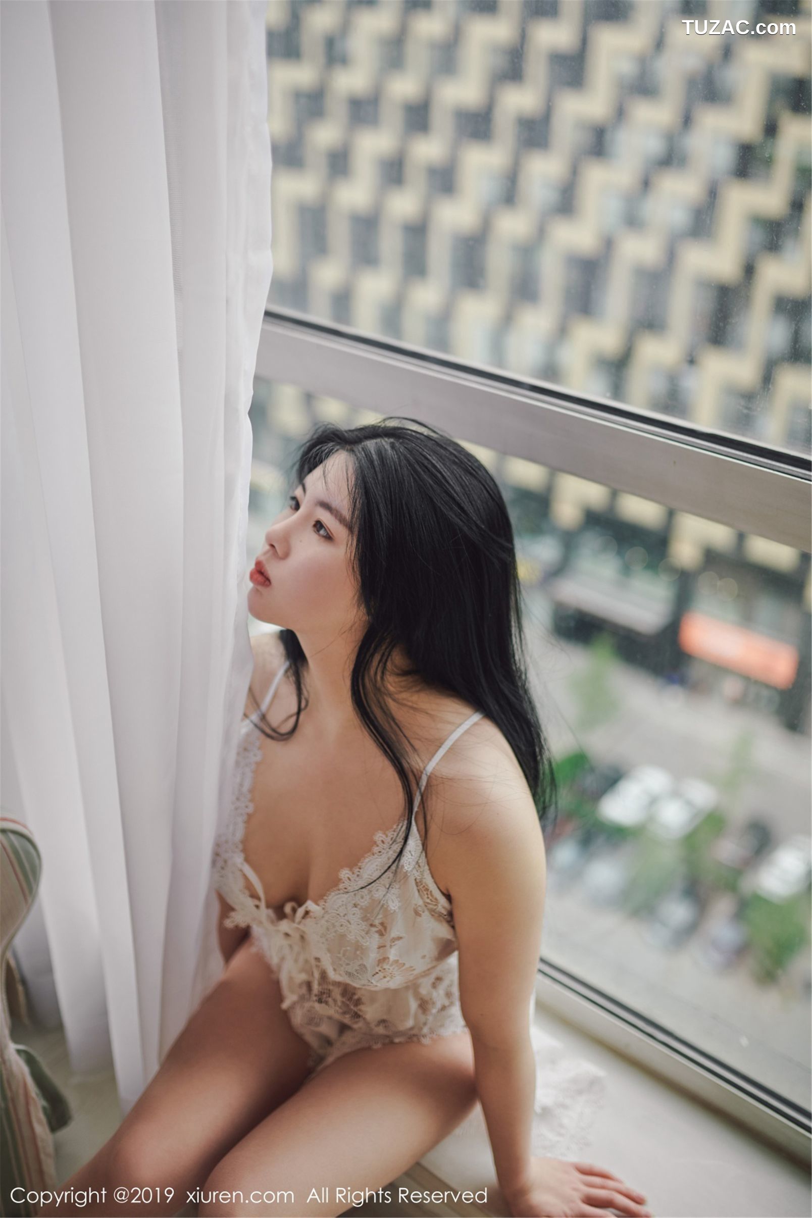 XiuRen秀人网-1468-娜露-《镂空情趣内衣-护士制服扮演》-2019.05.23