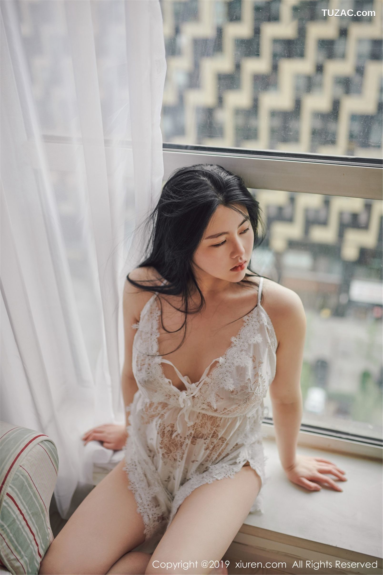 XiuRen秀人网-1468-娜露-《镂空情趣内衣-护士制服扮演》-2019.05.23