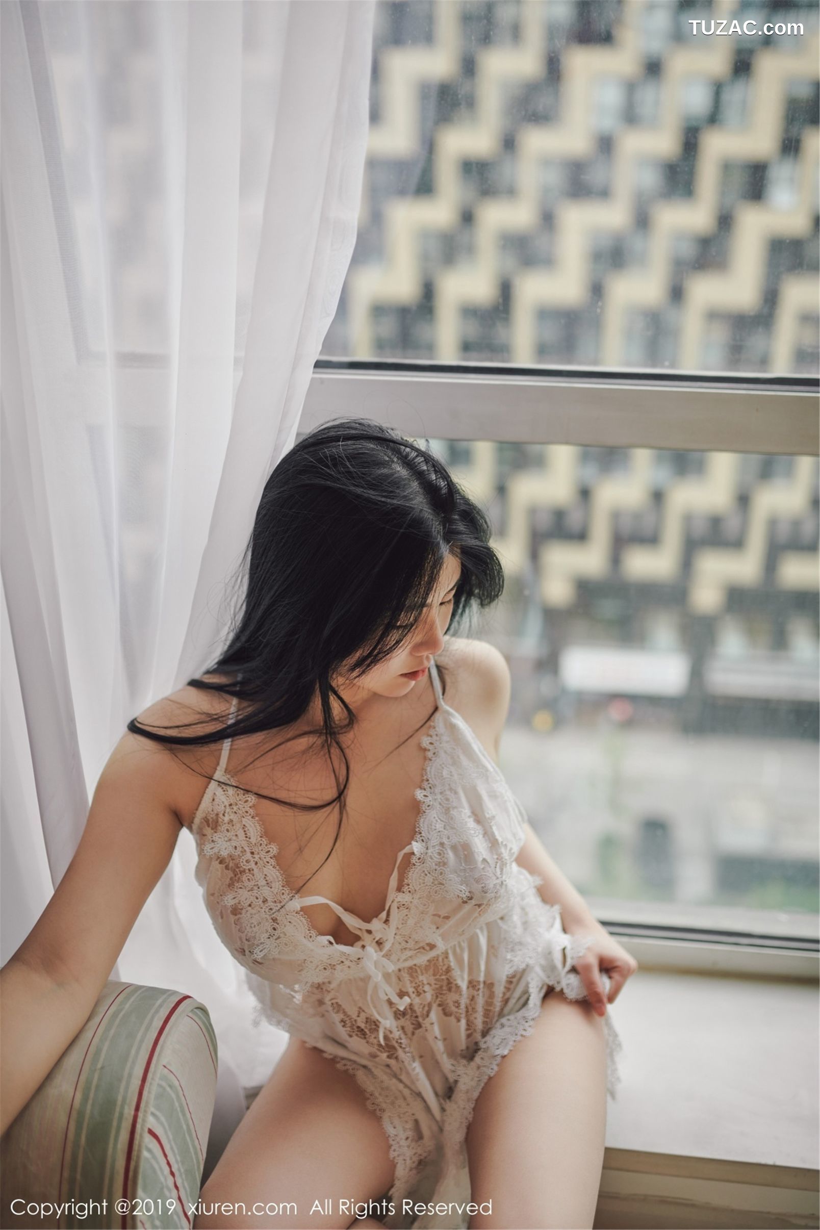 XiuRen秀人网-1468-娜露-《镂空情趣内衣-护士制服扮演》-2019.05.23