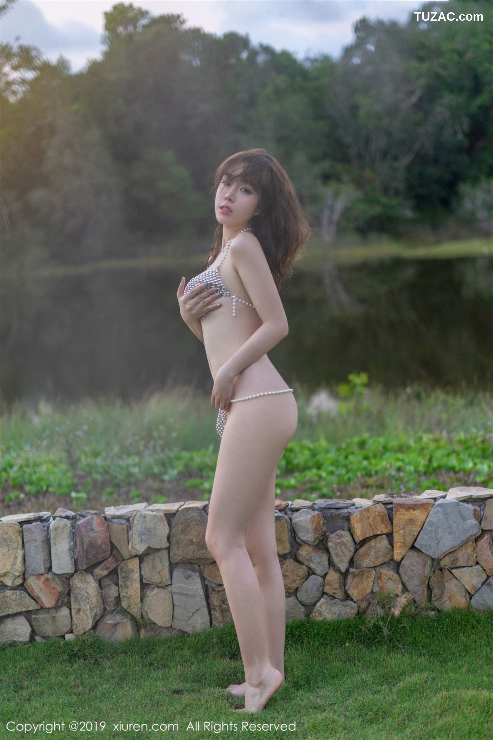 XiuRen秀人网-1470-王雨纯-《淋漓泳池湿身媚态十足》-2019.05.24