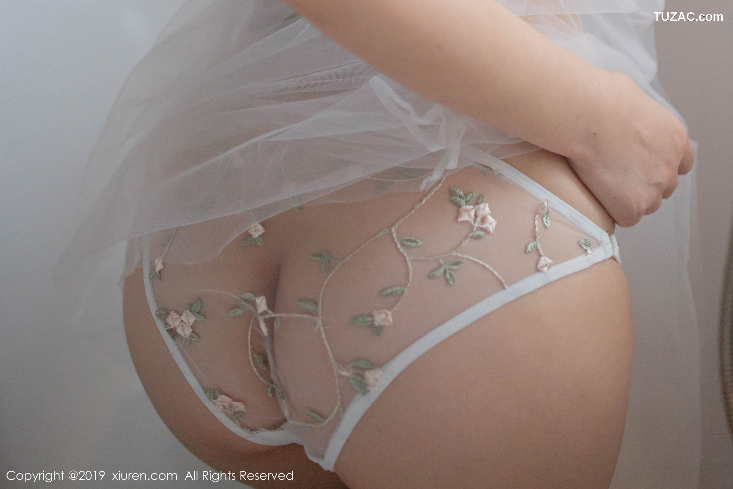 XiuRen秀人网-1514-艾莉-《透视薄纱内衣私房魅惑》-2019.06.24