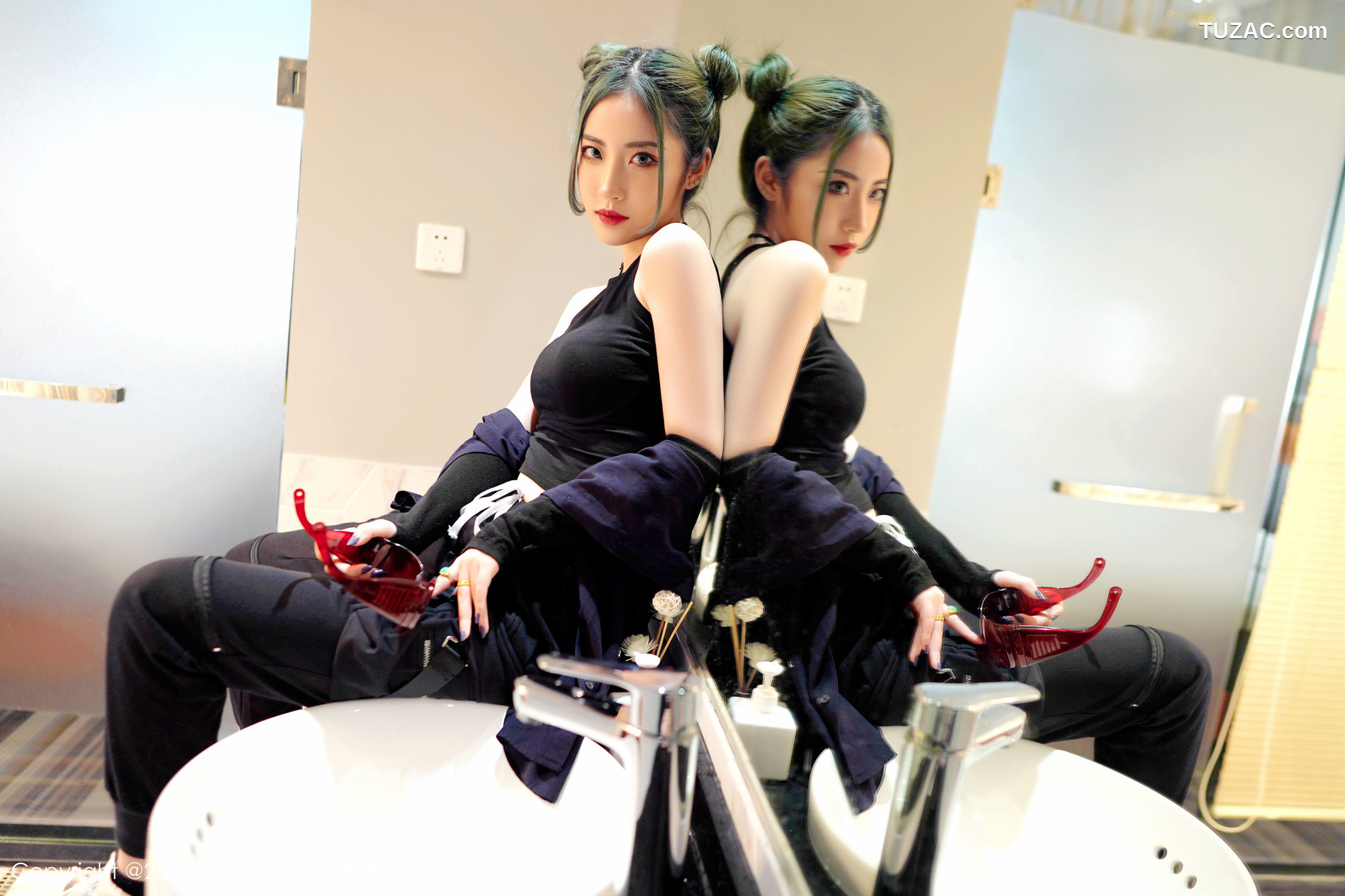 XiuRen秀人网-1550-贾诗晗-《拥有清秀的容颜与曼妙的身材》-2019.07.16
