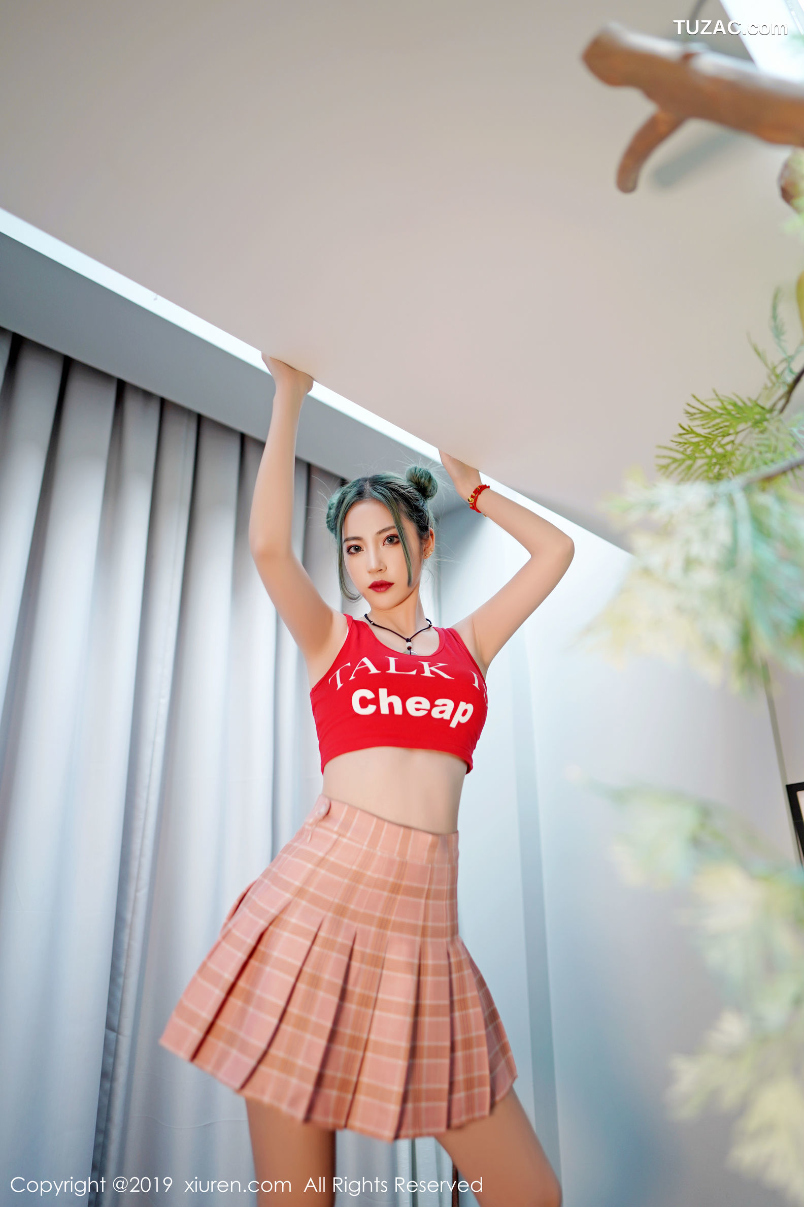 XiuRen秀人网-1550-贾诗晗-《拥有清秀的容颜与曼妙的身材》-2019.07.16