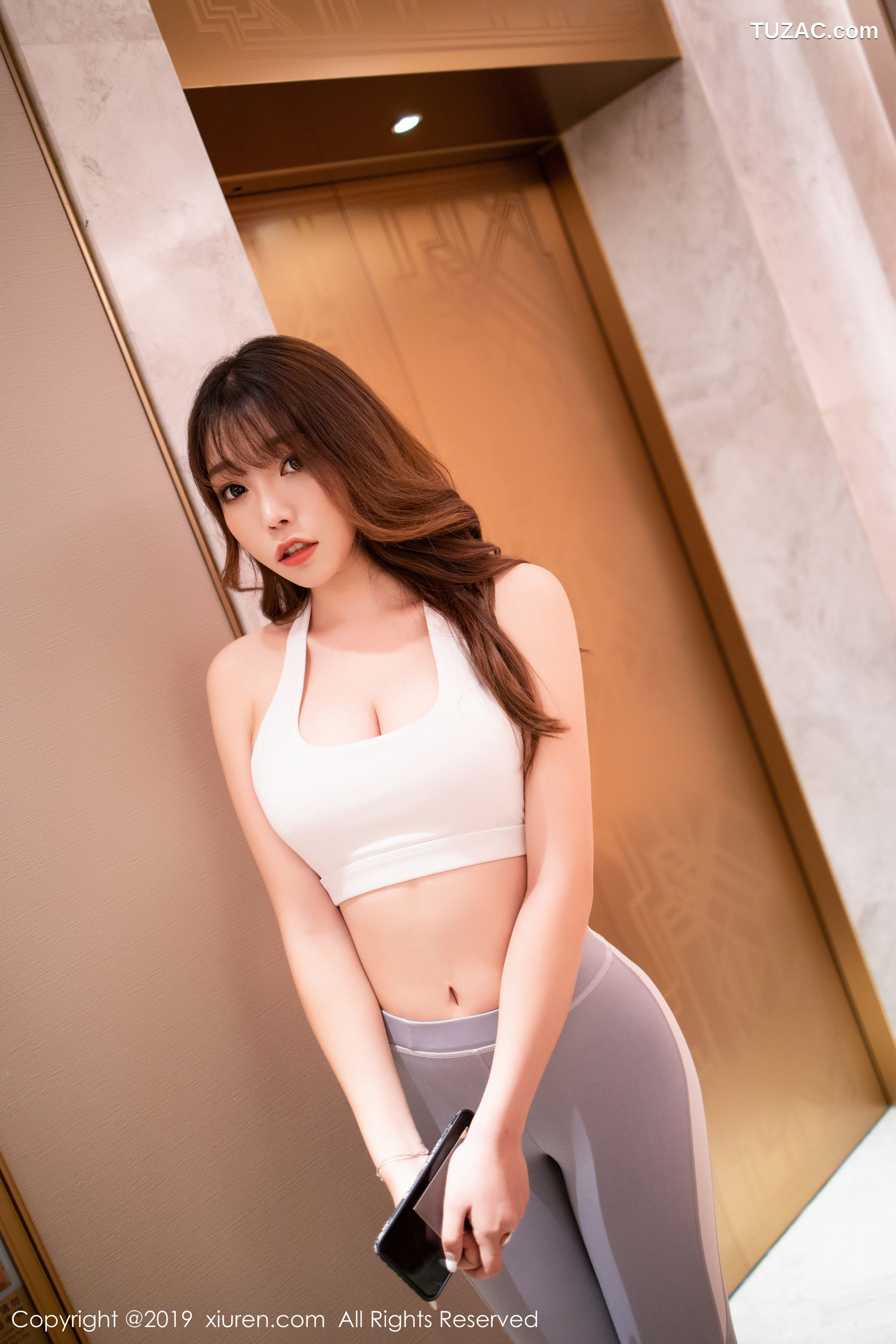 XiuRen秀人网-1569-芝芝-《性感内衣-翘臀福利》-2019.07.24