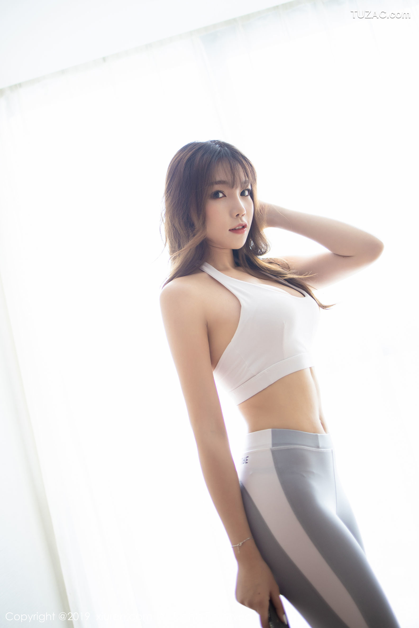 XiuRen秀人网-1569-芝芝-《性感内衣-翘臀福利》-2019.07.24