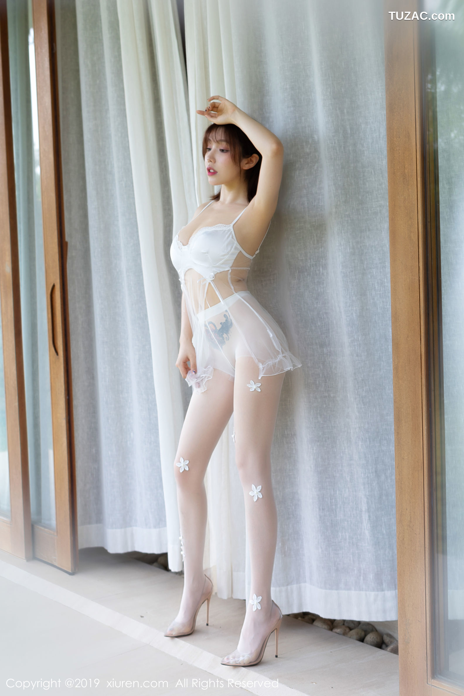 XiuRen秀人网-1578-黄楽然-《轻薄透视的婚纱下搭配朦胧丝袜》-2019.07.29