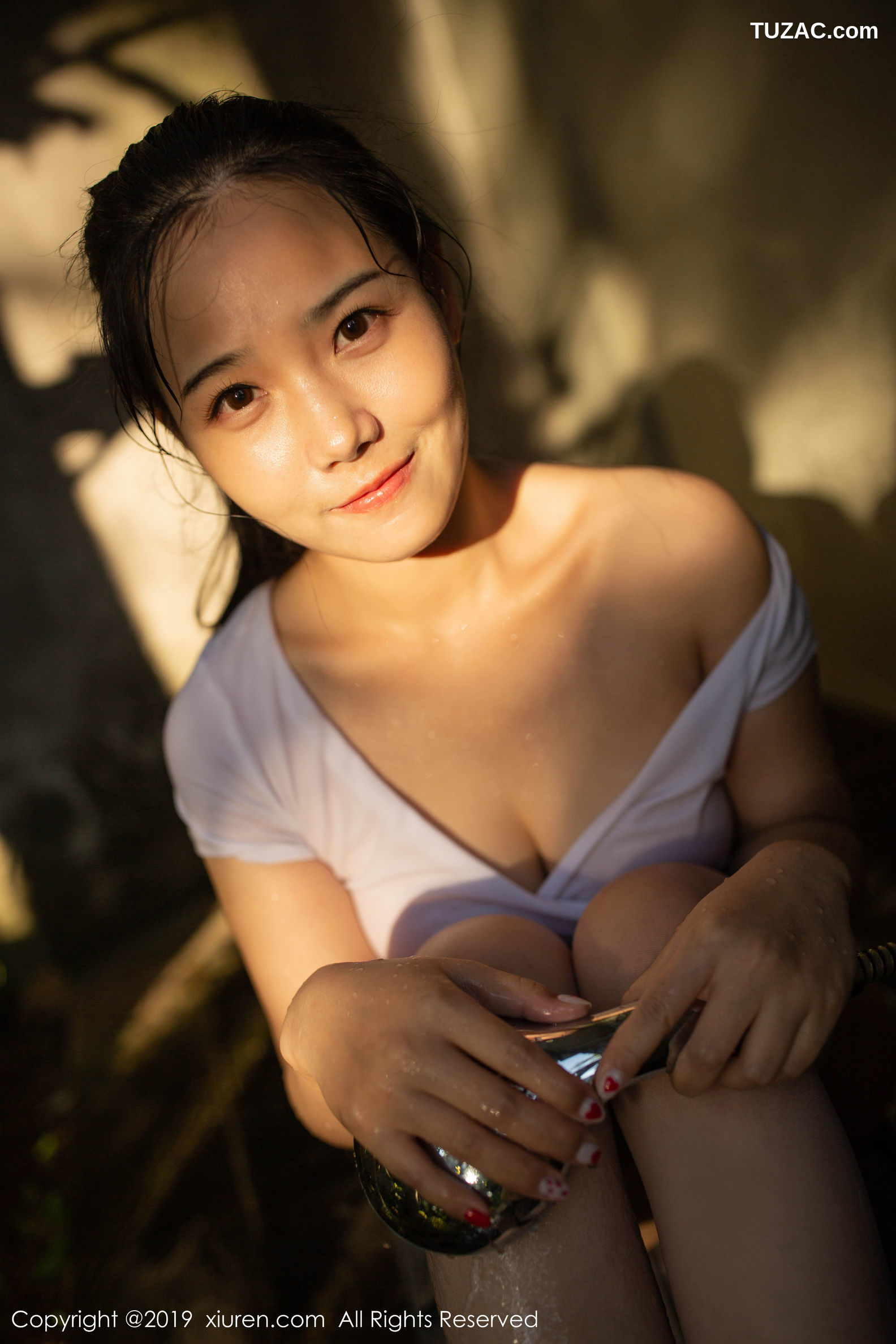 XiuRen秀人网-1586-徐微微-《蕾丝的性感》-2019.07.31
