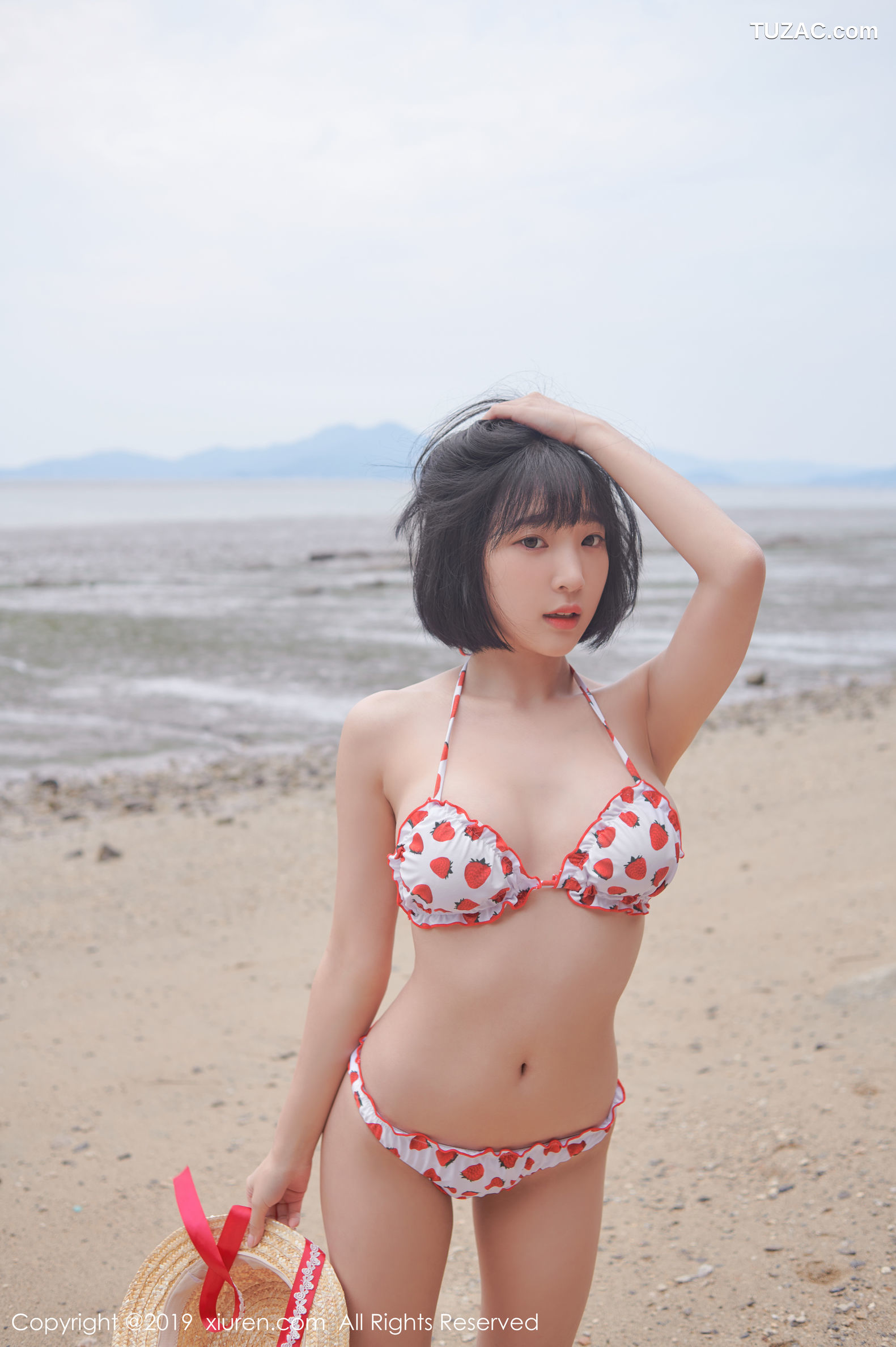 XiuRen秀人网-1611-卿卿-《新不失性感的私房魅惑》-2019.08.12