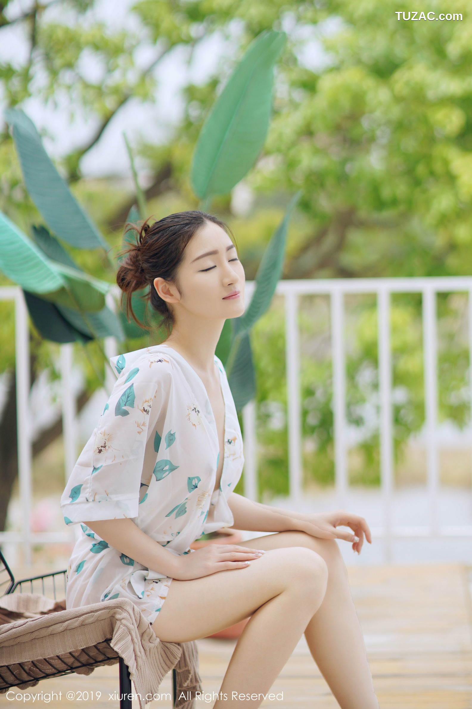 XiuRen秀人网-1613-沈梦瑶-《色彩鲜艳的服饰系列》-2019.08.13