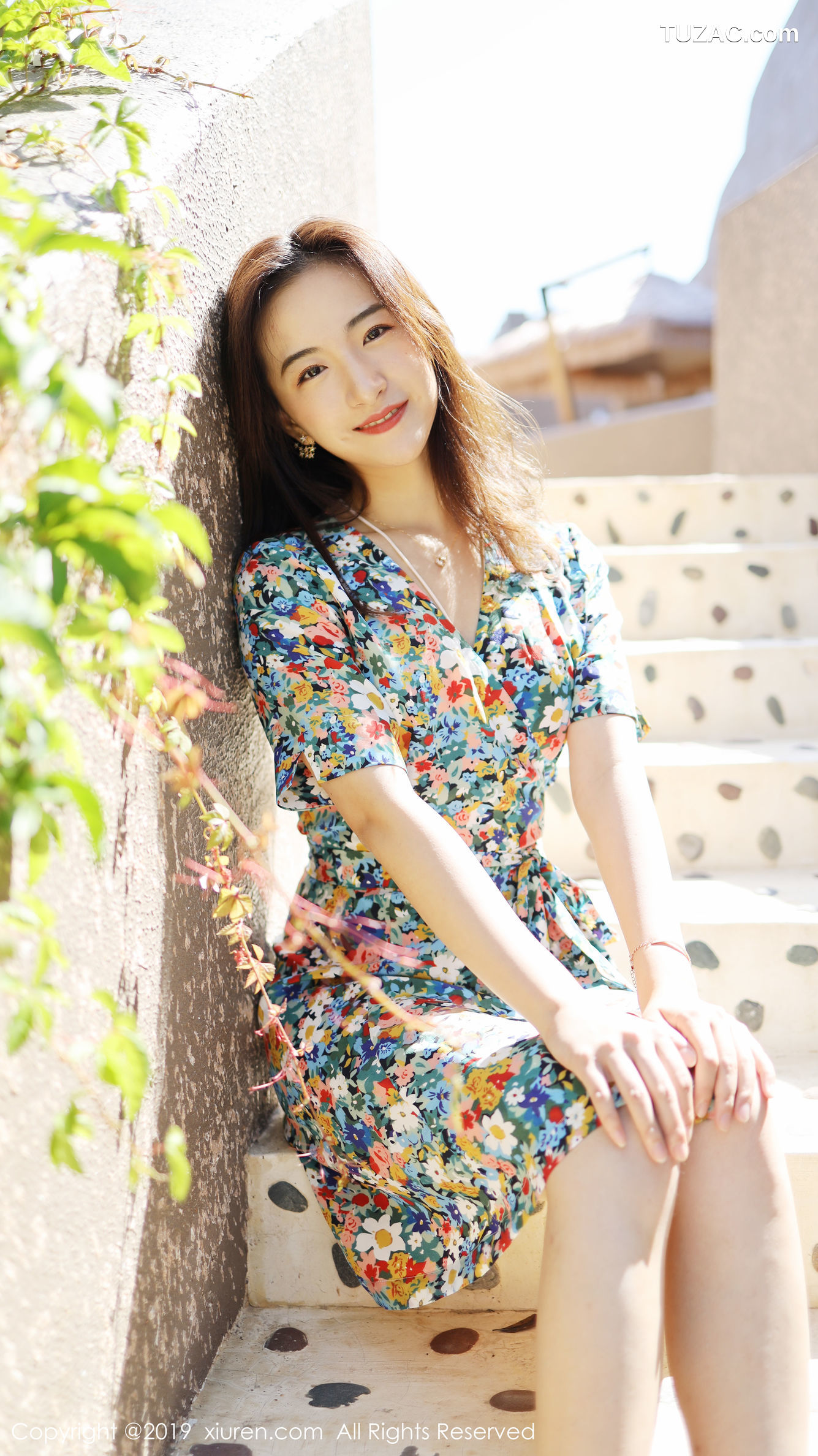 XiuRen秀人网-1641-艺儿伢哟-《气质新人模特》-2019.08.23