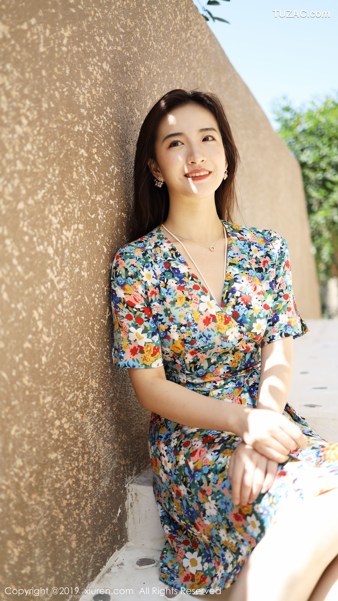 XiuRen秀人网-1641-艺儿伢哟-《气质新人模特》-2019.08.23