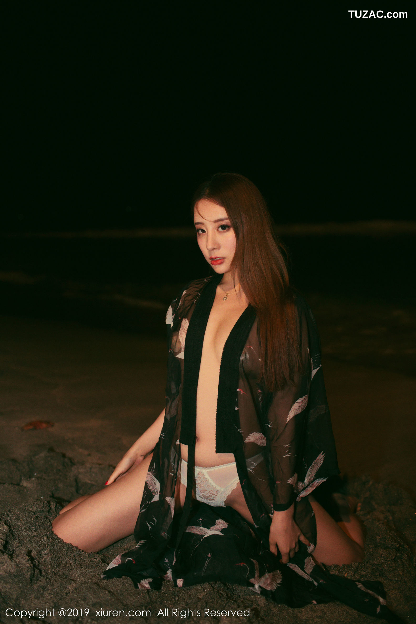 XiuRen秀人网-1652-筱慧-《沙滩美臀诱惑》-2019.08.28