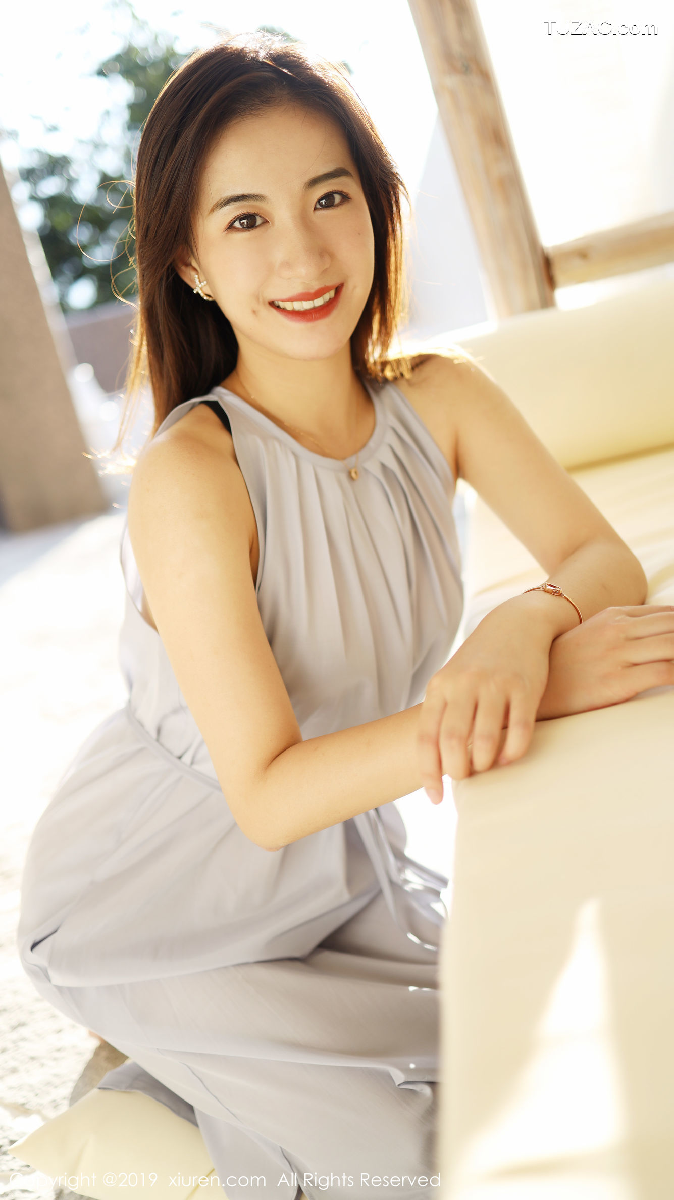 XiuRen秀人网-1660-艺儿拿铁-《清新甜美风格系列》-2019.09.02