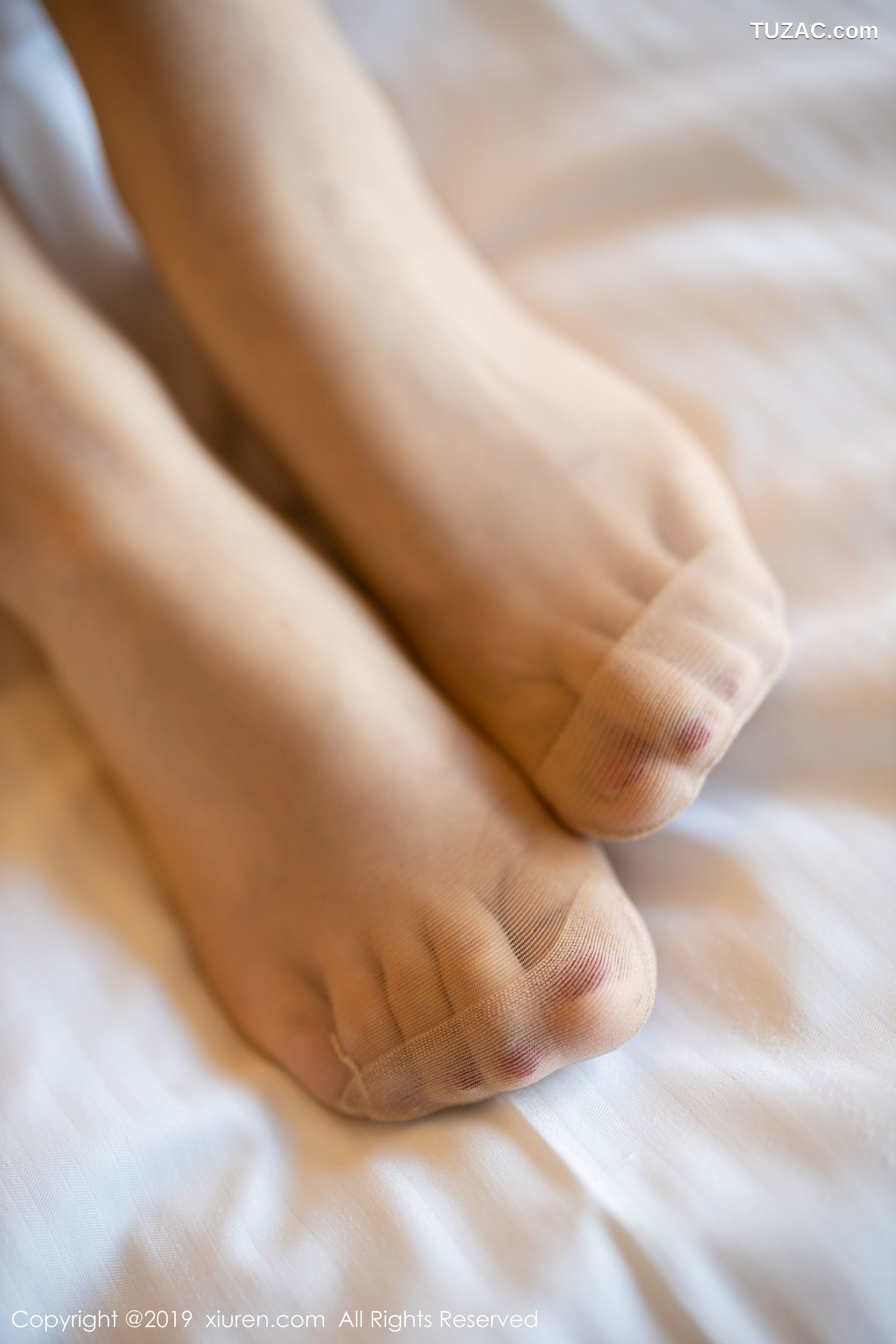 XiuRen秀人网-1697-绯月樱-《性感丝袜美腿》-2019.09.25
