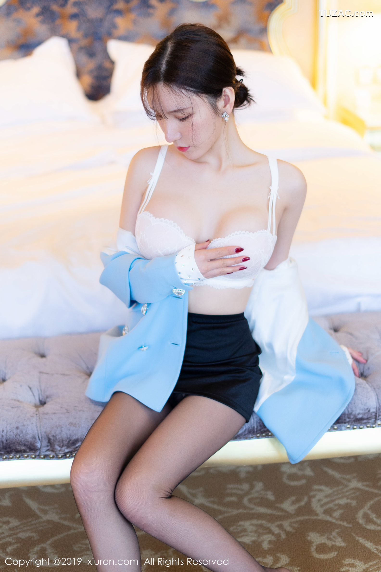 XiuRen秀人网-1774-周于希-《层层深入的故事情节系列》-2019.11.05