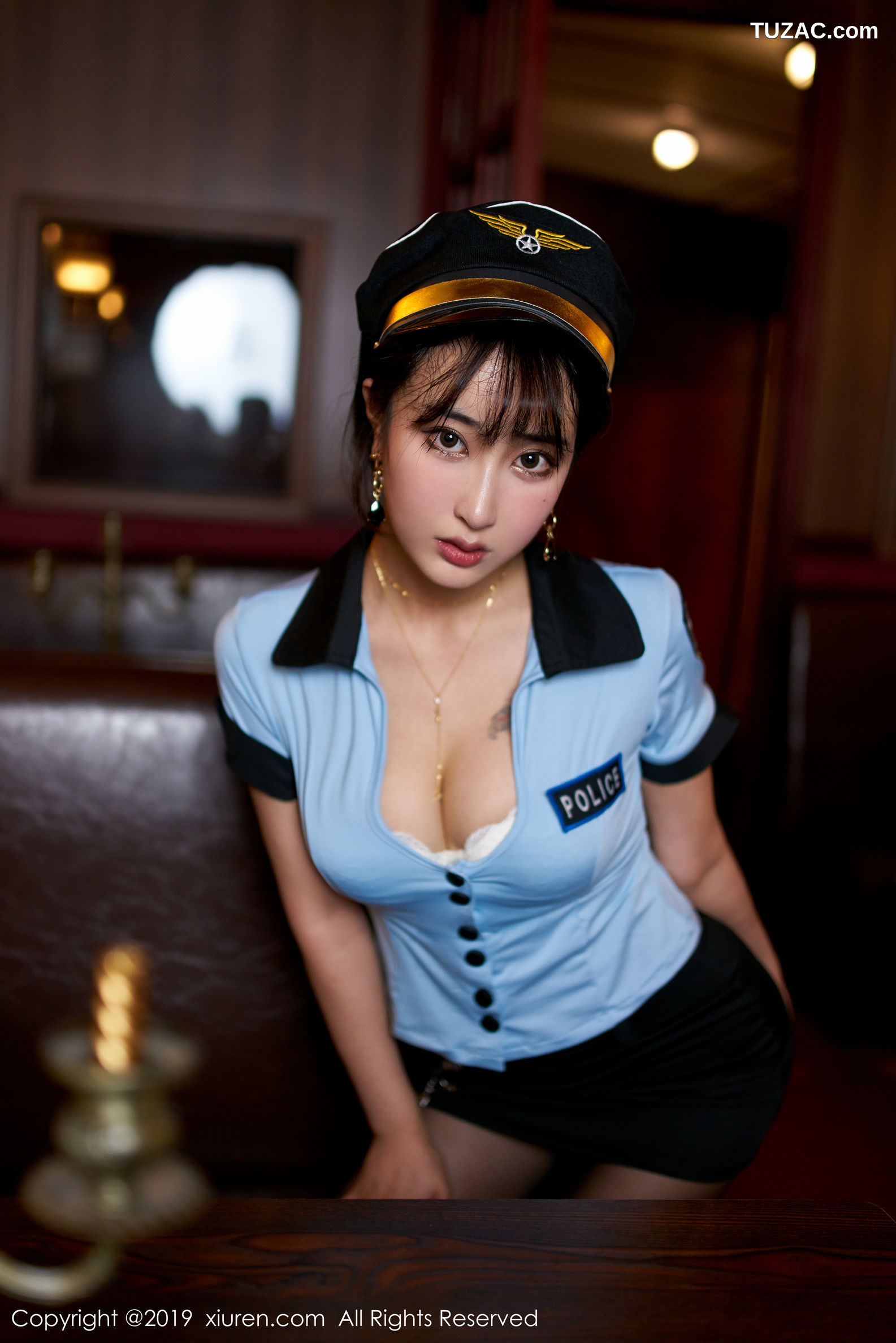 XiuRen秀人网-1811-Betty林子欣-《警花制服系列》-2019.11.28