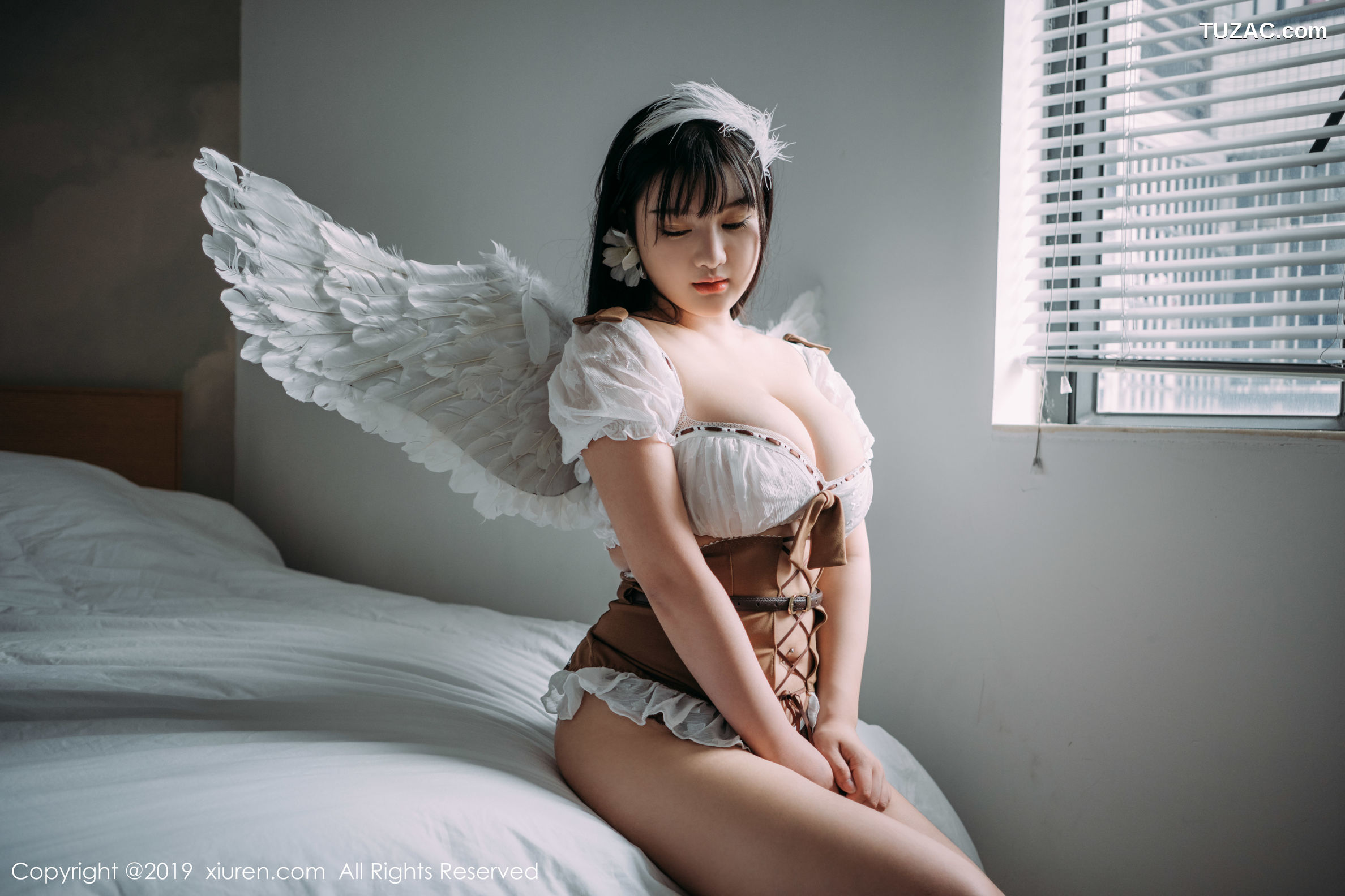 XiuRen秀人网-1824-小尤奈-《童颜巨乳女仆-魅惑内衣》-2019.12.04