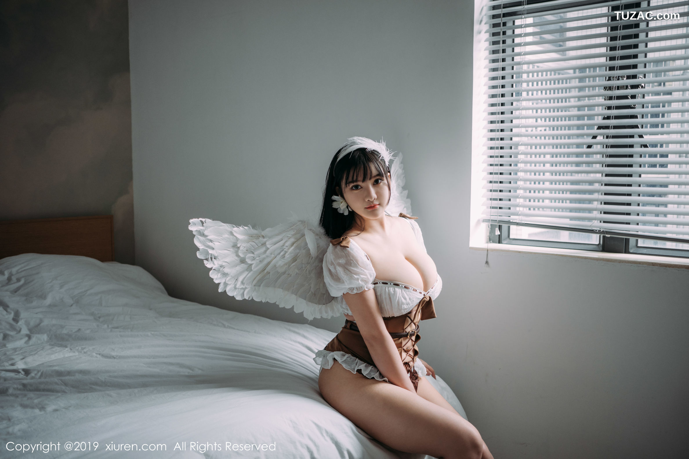 XiuRen秀人网-1824-小尤奈-《童颜巨乳女仆-魅惑内衣》-2019.12.04