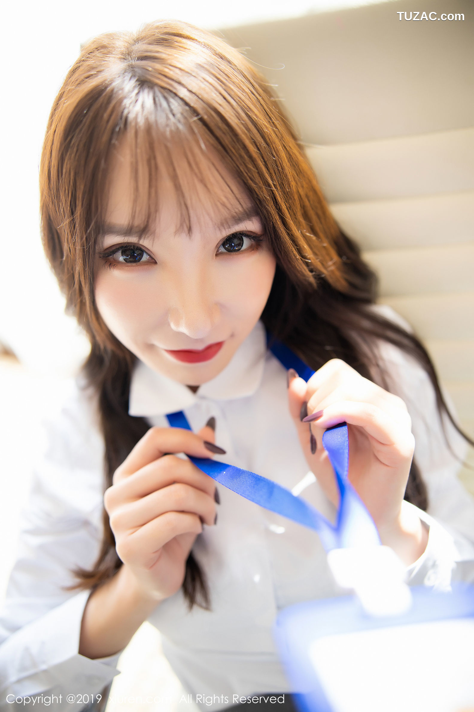 XiuRen秀人网-1834-周于希-《老板与秘书的故事》-2019.12.09