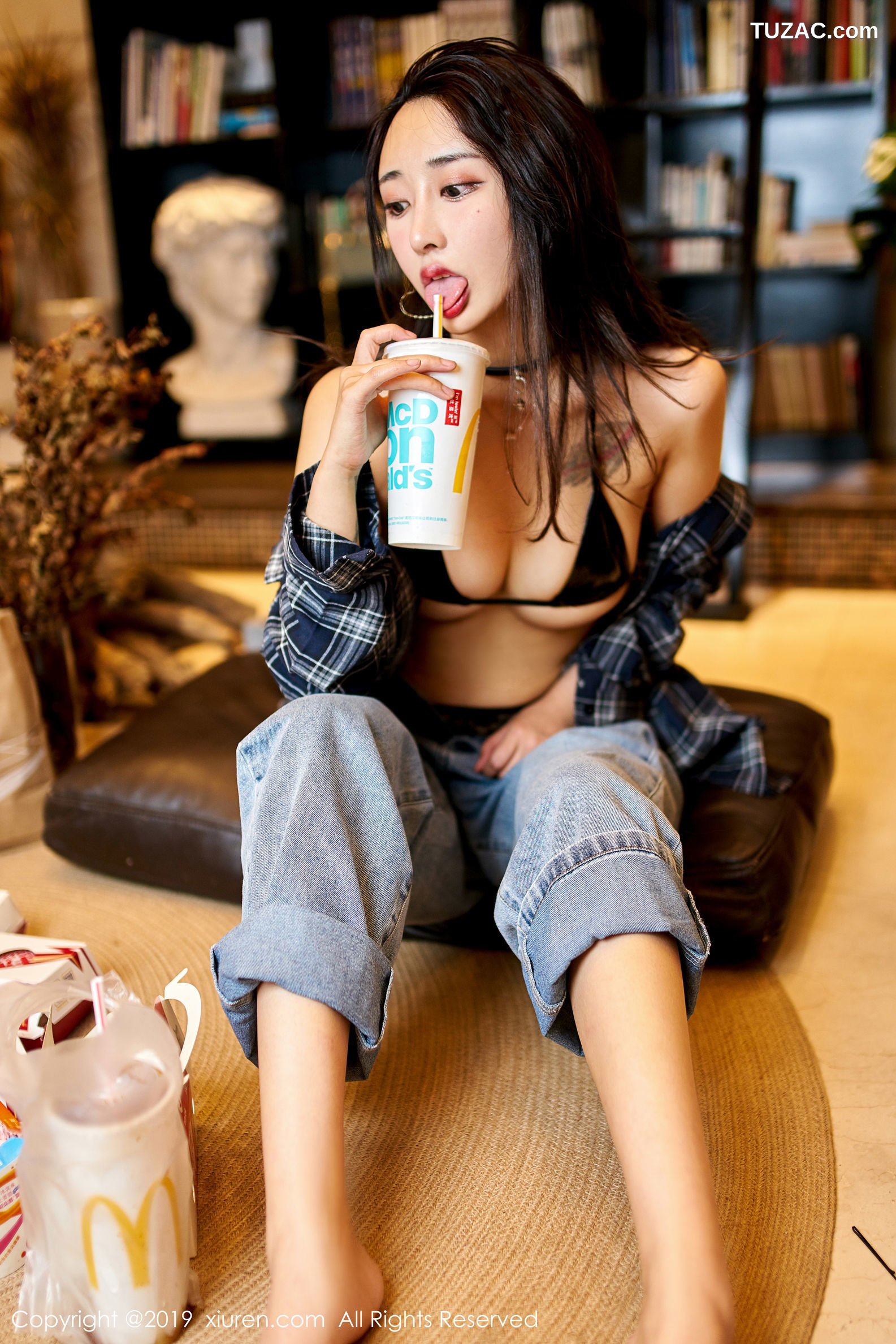 XiuRen秀人网-1847-Betty林子欣-《书架前内衣-牛仔裤的魅惑》-2019.12.12