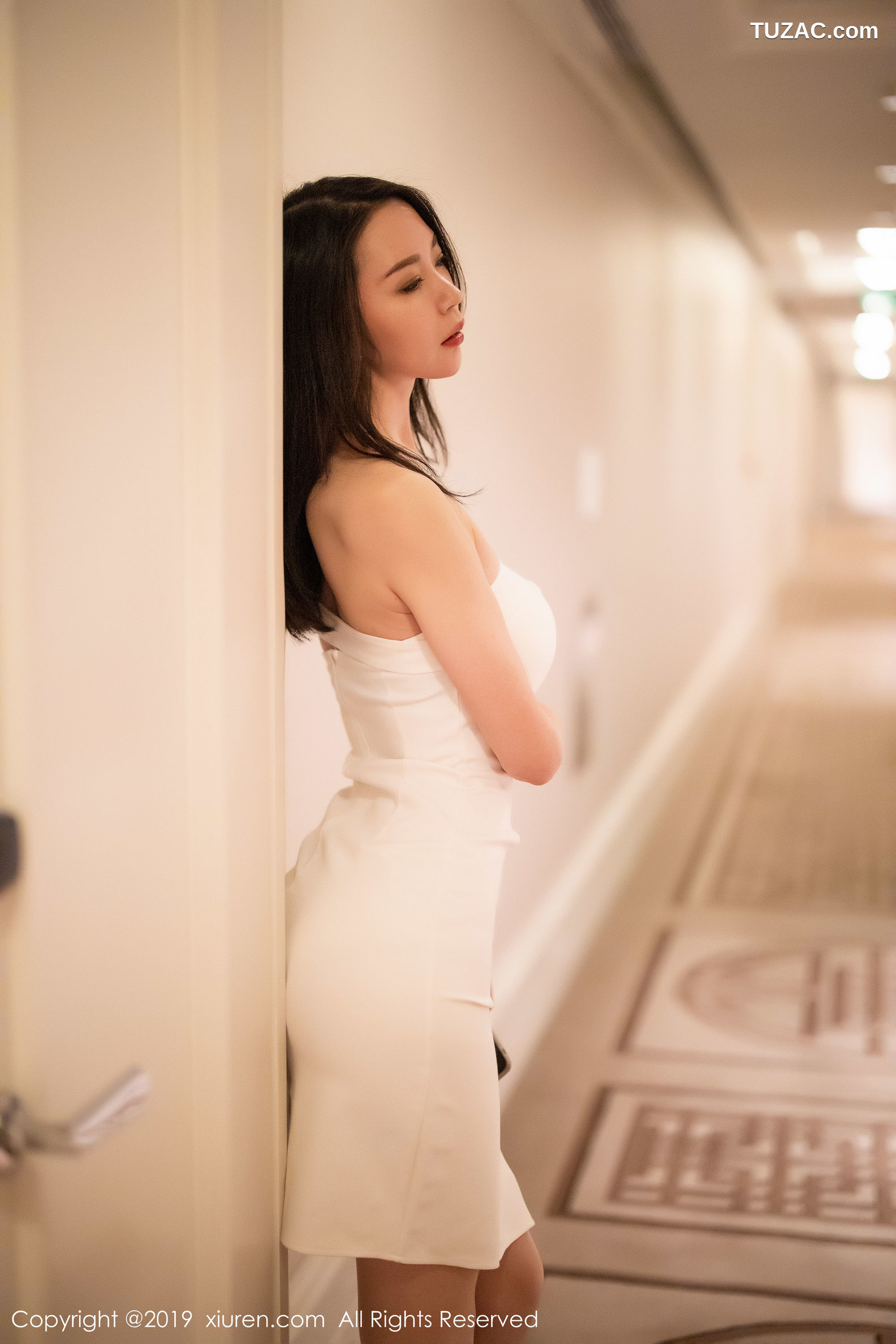 XiuRen秀人网-1861-梦心月-《魅惑制服》-2019.12.18