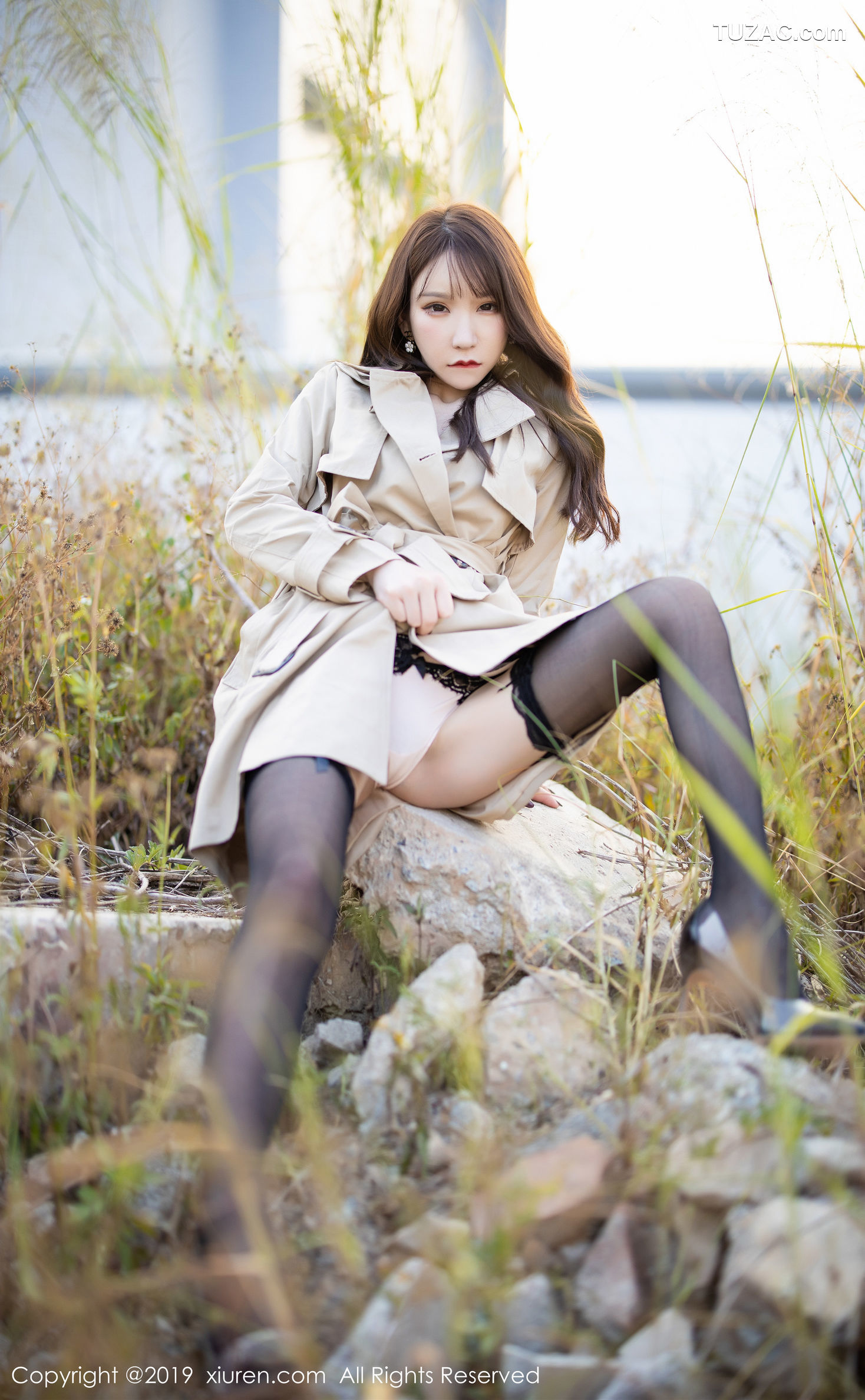 XiuRen秀人网-1876-周于希-《精致内衣的黑丝吊袜》-2019.12.24