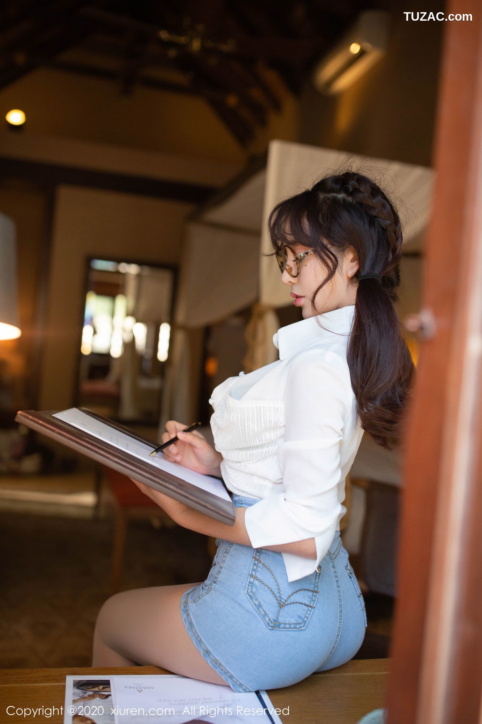 XiuRen秀人网-1910-陶喜乐-《探险家系列》-2020.01.08