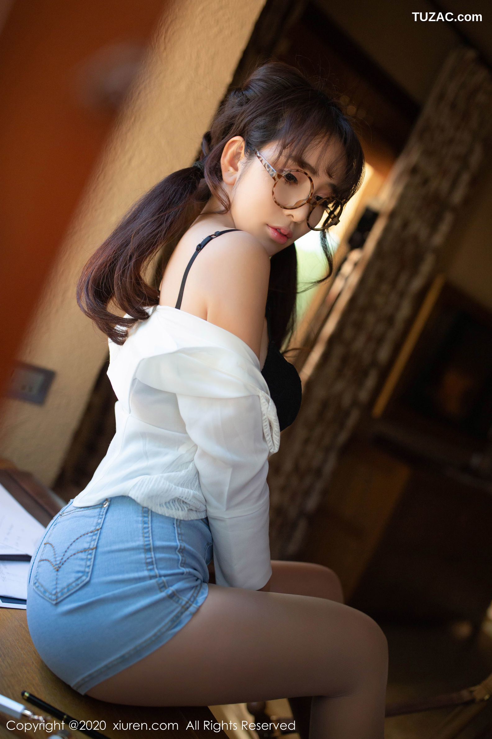 XiuRen秀人网-1910-陶喜乐-《探险家系列》-2020.01.08