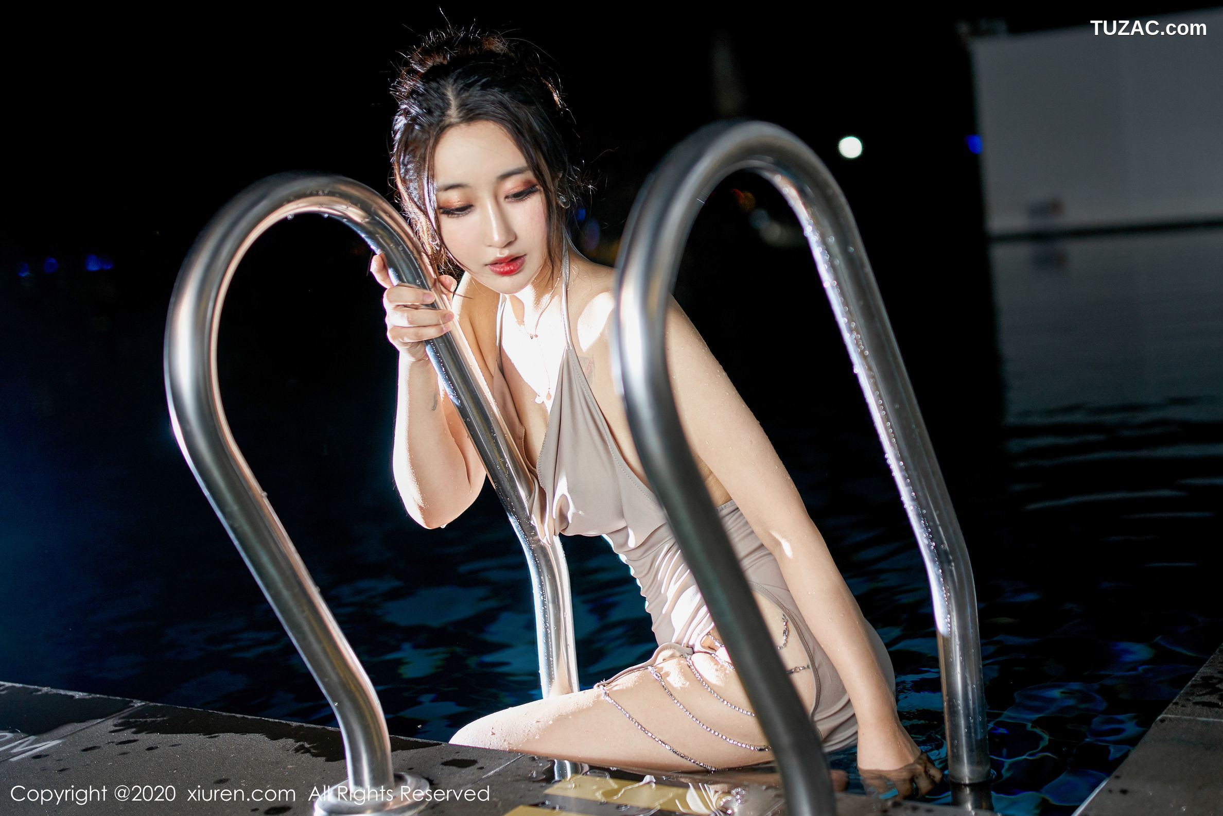 XiuRen秀人网-1916-Betty林子欣-《高贵吊裙湿身系列》-2020.01.09