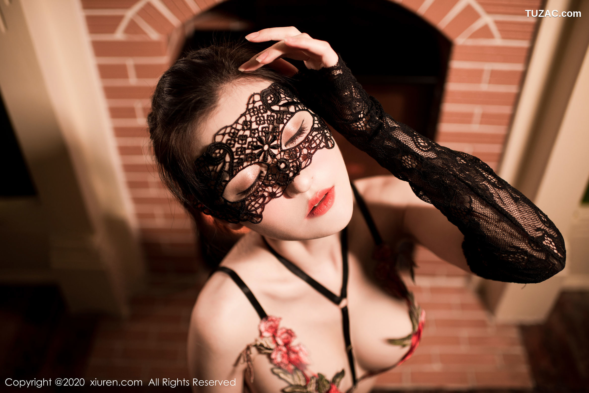 XiuRen秀人网-1923-沈梦瑶-《黑丝情趣艺术》-2020.01.12