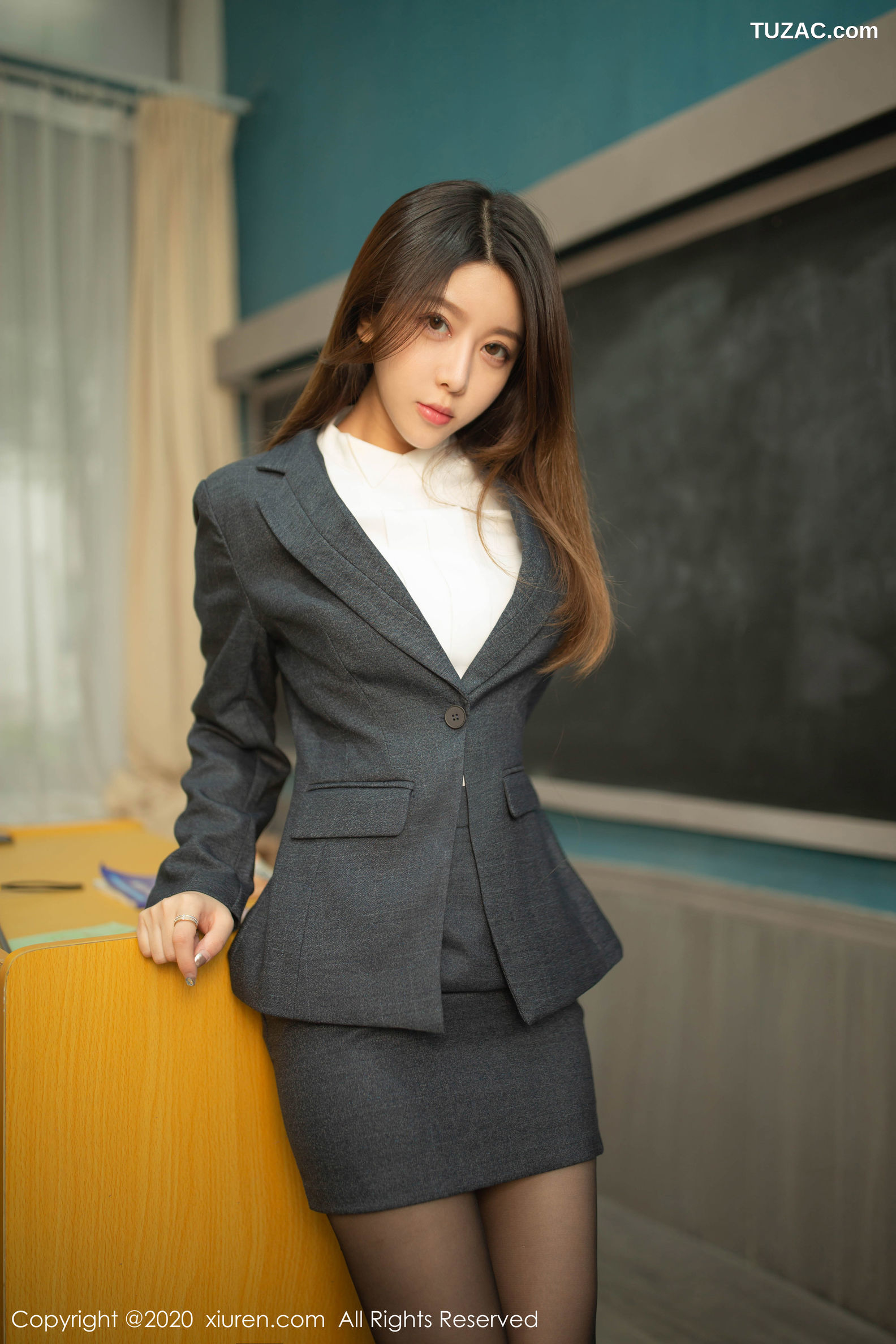 XiuRen秀人网-1959-夏诗诗Sally-《真实教室场景上演老师主题》-2020.01.21