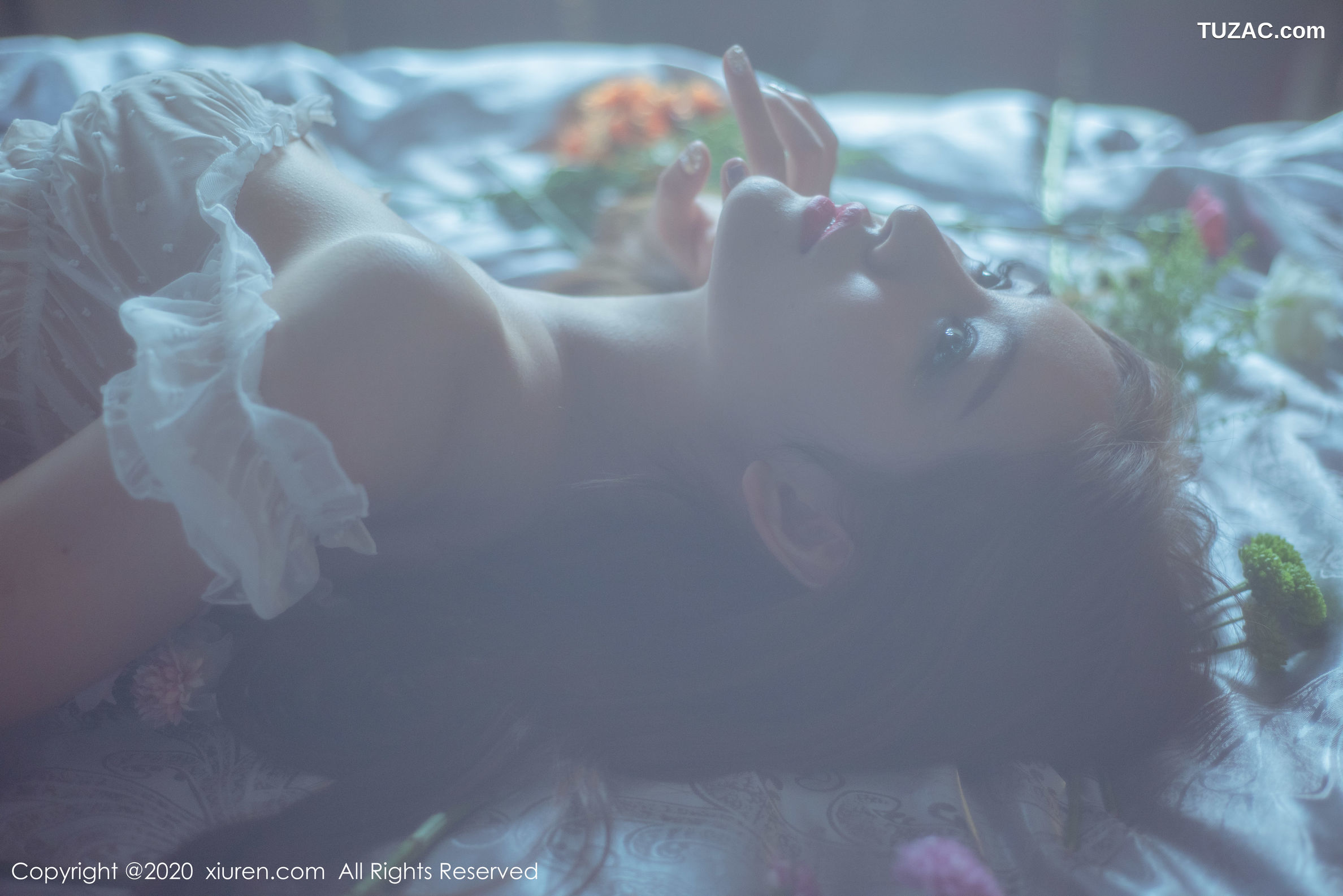 XiuRen秀人网-1980-沈梦瑶-《花蕾》-2020.02.17