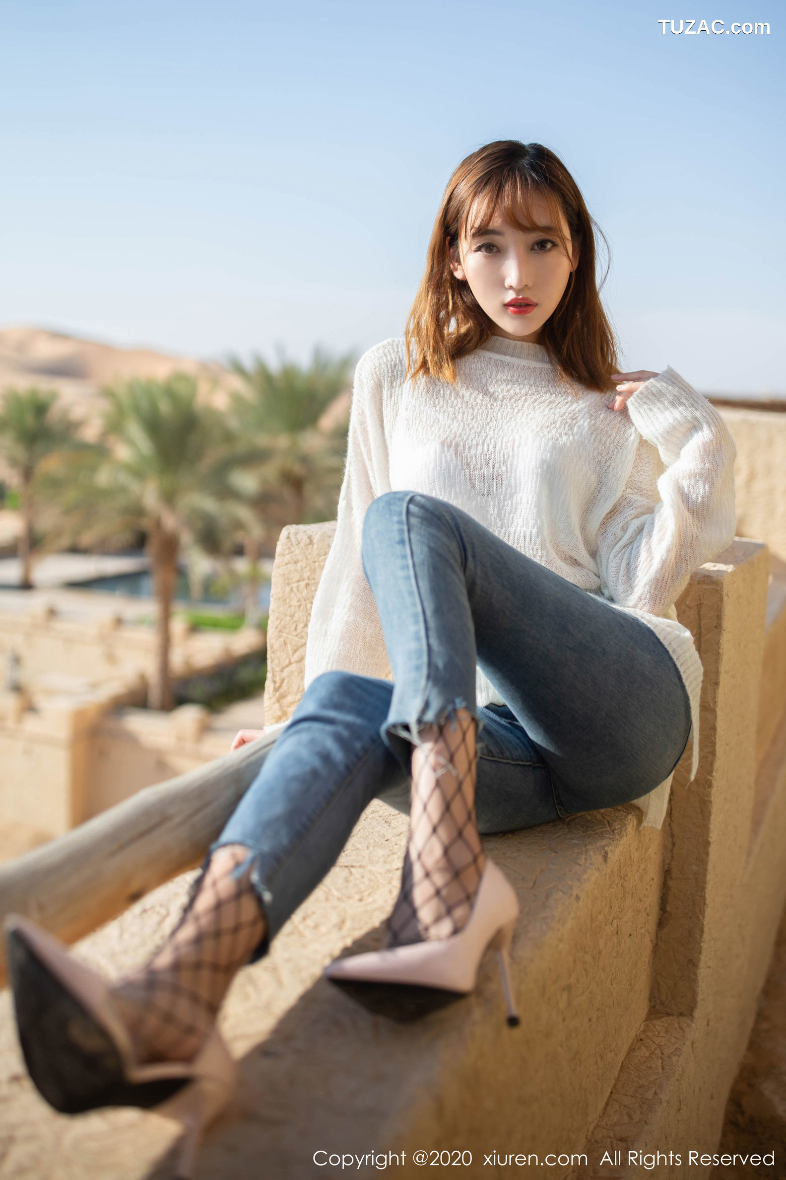 XiuRen秀人网-1988-陆萱萱-《异域的沙漠上演精彩诱惑》-2020.02.19