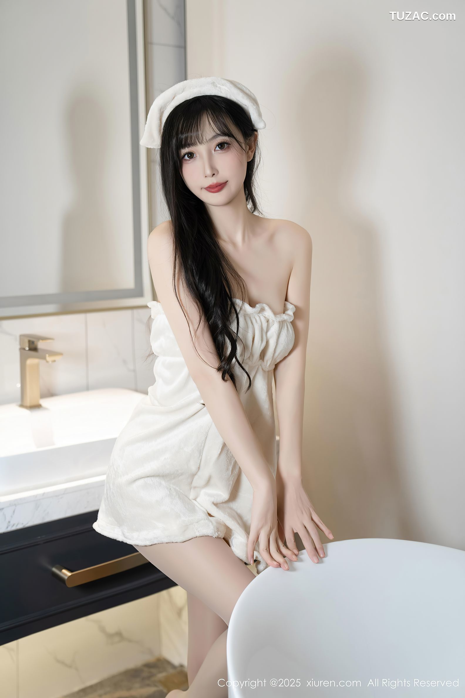 XiuRen秀人网-10005-樱桃小阑子-白浴衣浴缸湿身爆乳-2025.03.12