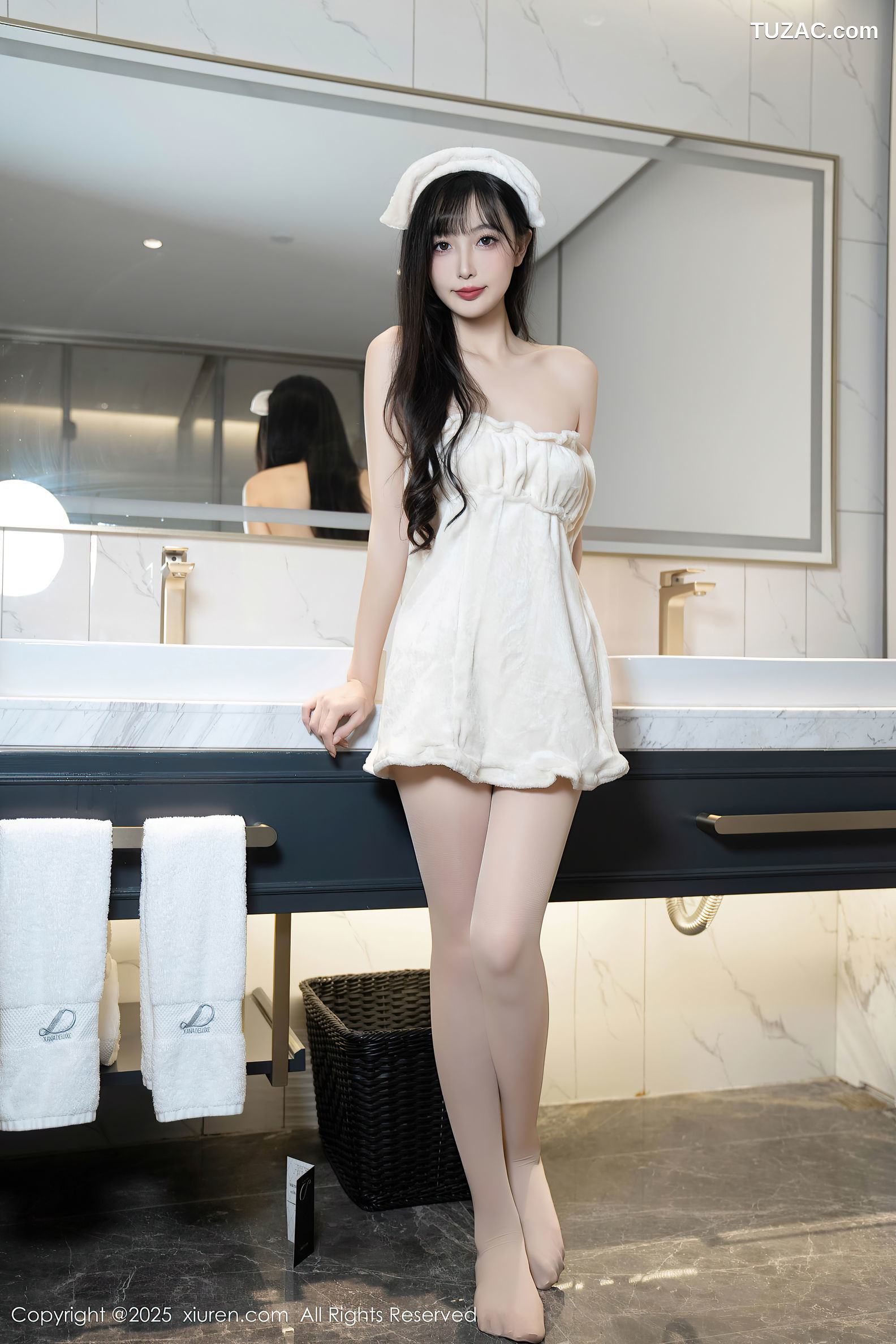 XiuRen秀人网-10005-樱桃小阑子-白浴衣浴缸湿身爆乳-2025.03.12