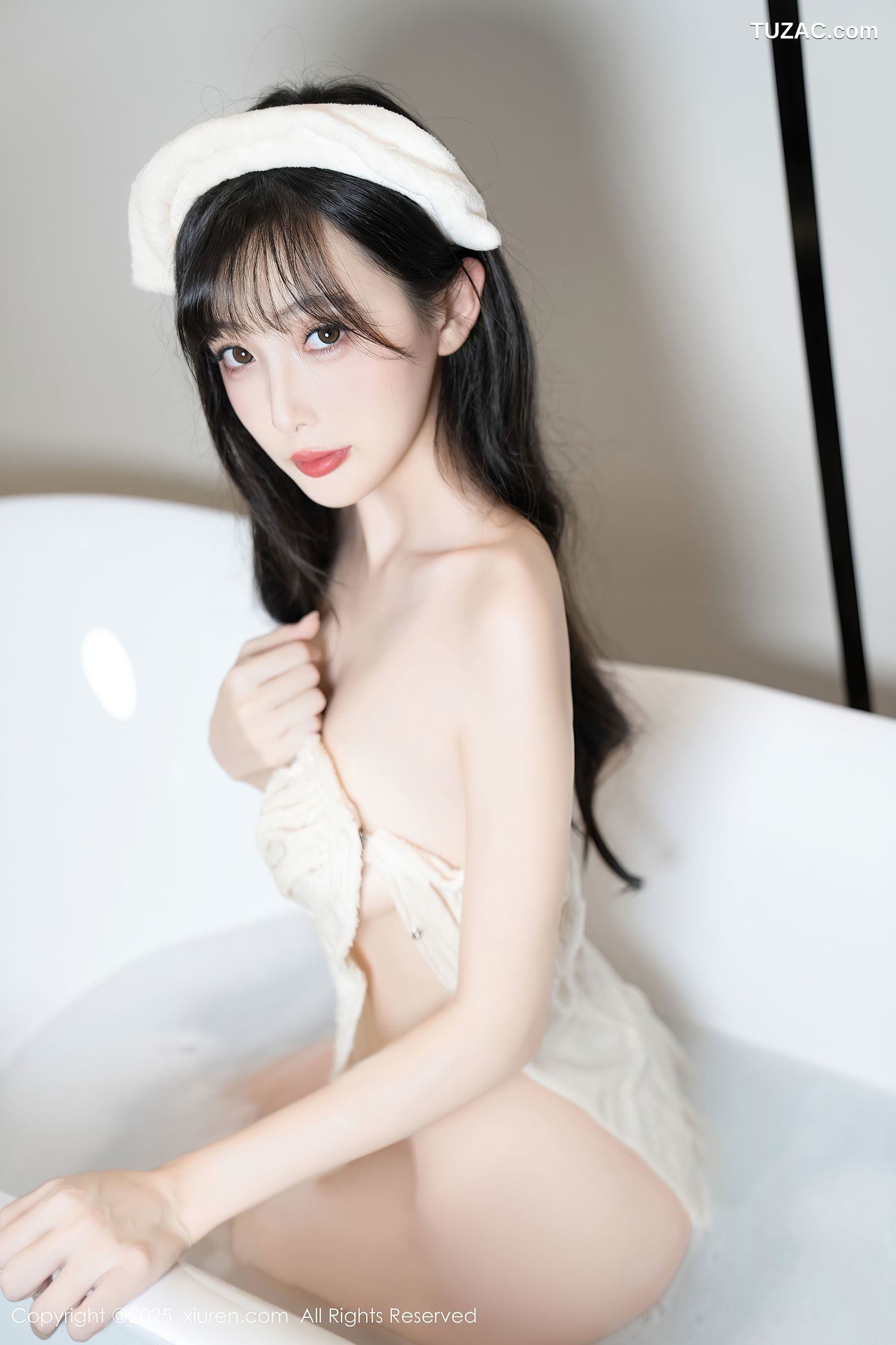 XiuRen秀人网-10005-樱桃小阑子-白浴衣浴缸湿身爆乳-2025.03.12