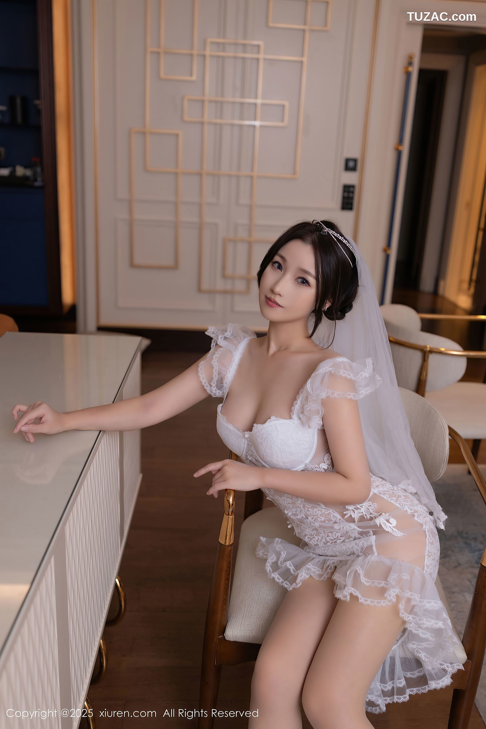 XiuRen秀人网-10006-杏子Yada-白色蕾丝轻透情趣婚纱爆乳-2025.03.12