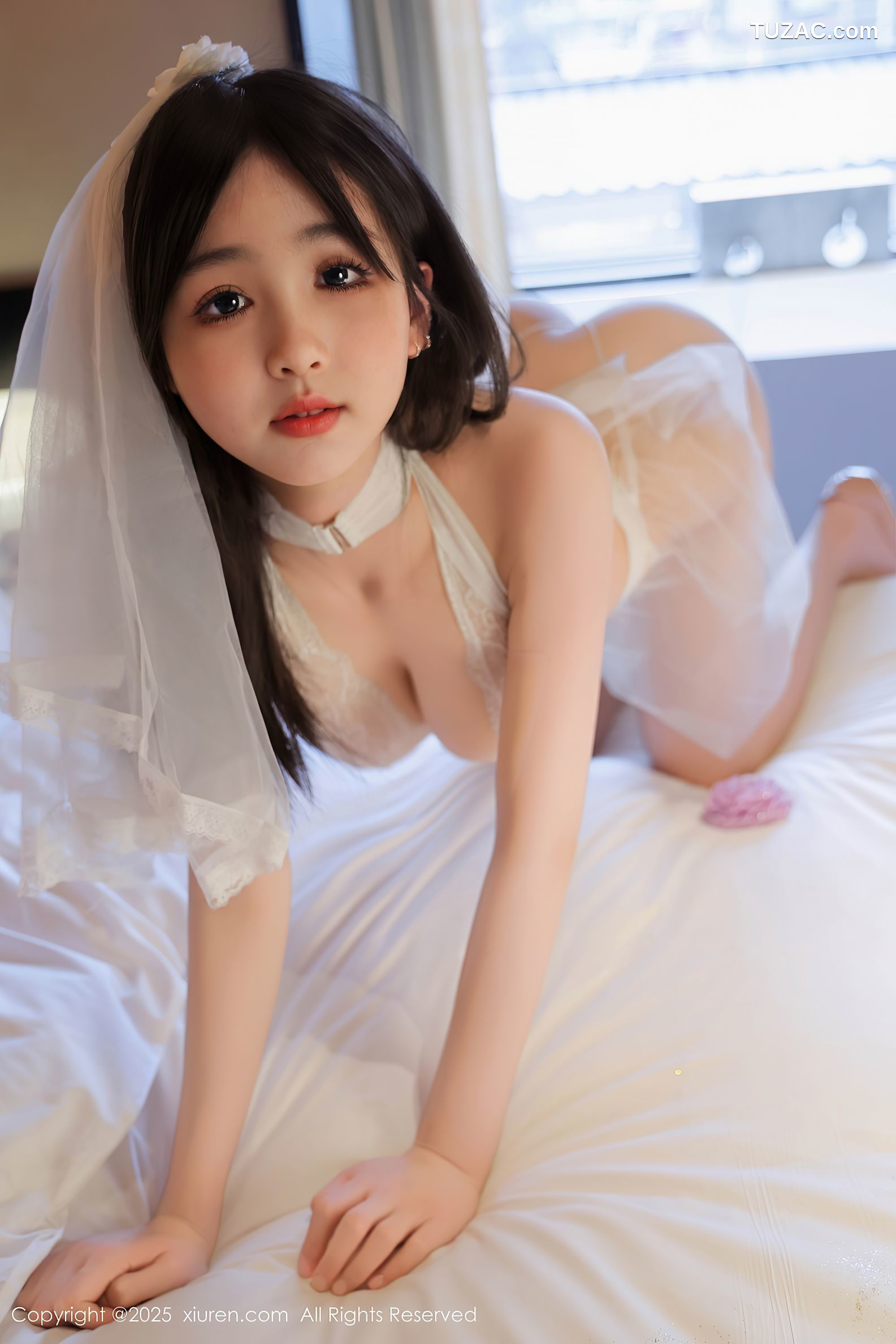 XiuRen秀人网-10011-奶芙乔乔-白色蕾丝轻透情趣婚纱滴蜡浴缸爆乳-2025.03.13
