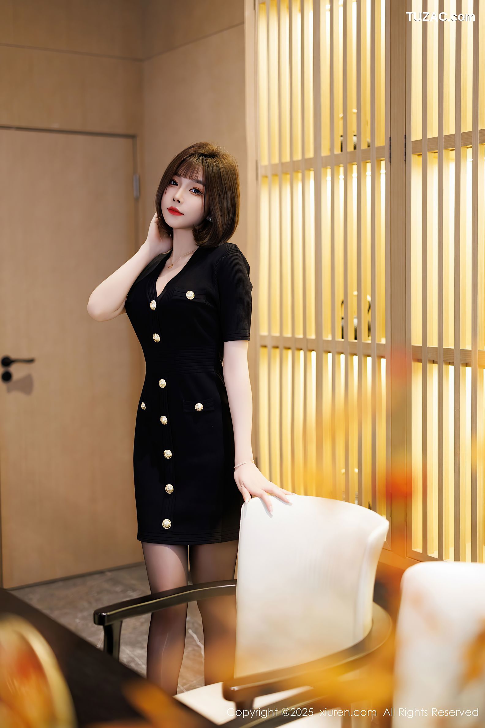 XiuRen秀人网-10013-徐莉芝Booty-OL黑色连衣短裙黑蕾丝内衣黑丝-2025.03.13