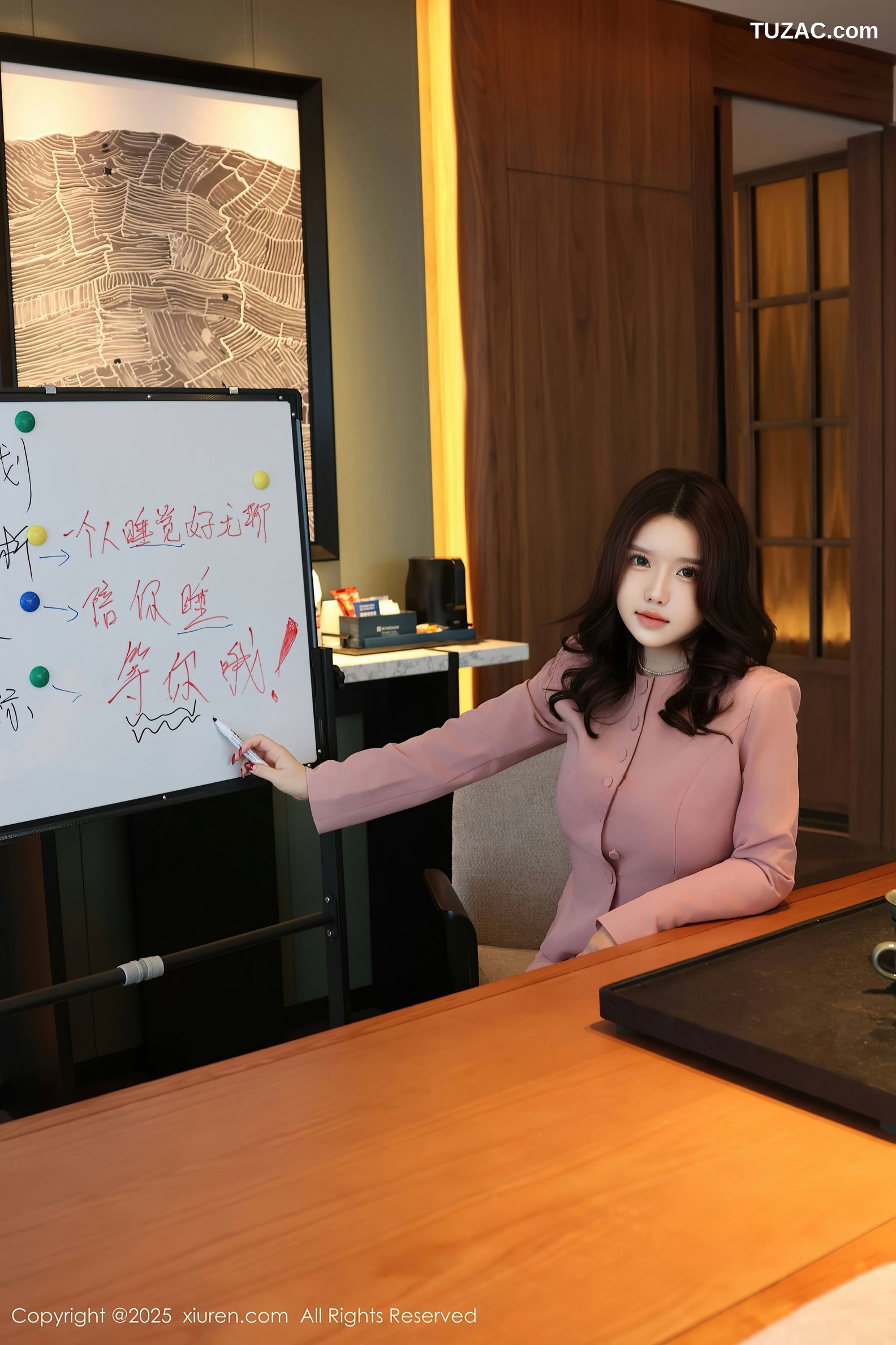 XiuRen秀人网-10020-小薯条nienie-OL粉色裙装白蕾丝轻透内衣爆乳诱惑-2025.03.14