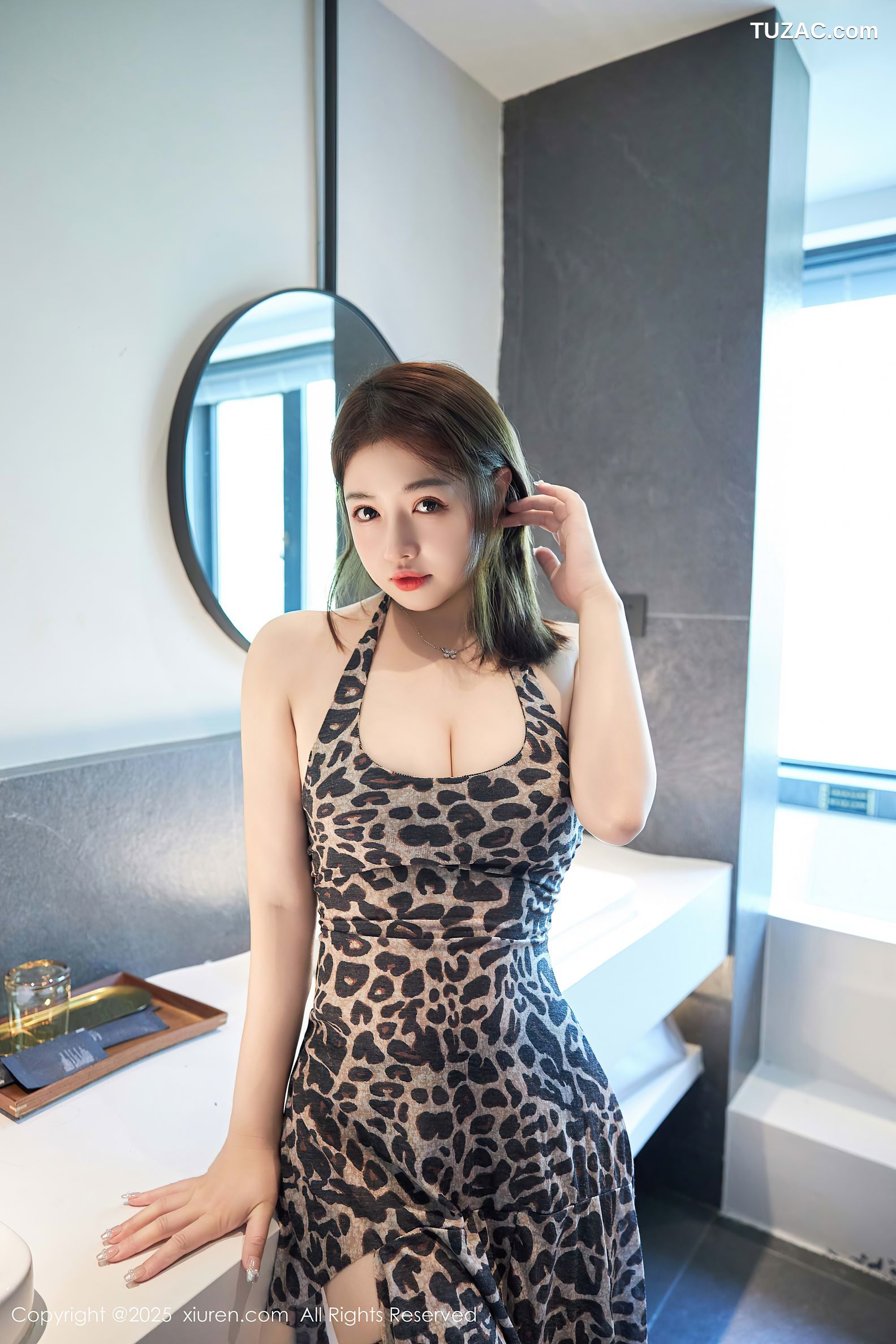 XiuRen秀人网-10031-养乐多Doll-豹纹连衣裙黑色内衣轻薄黑纱浴缸湿身-2025.03.18