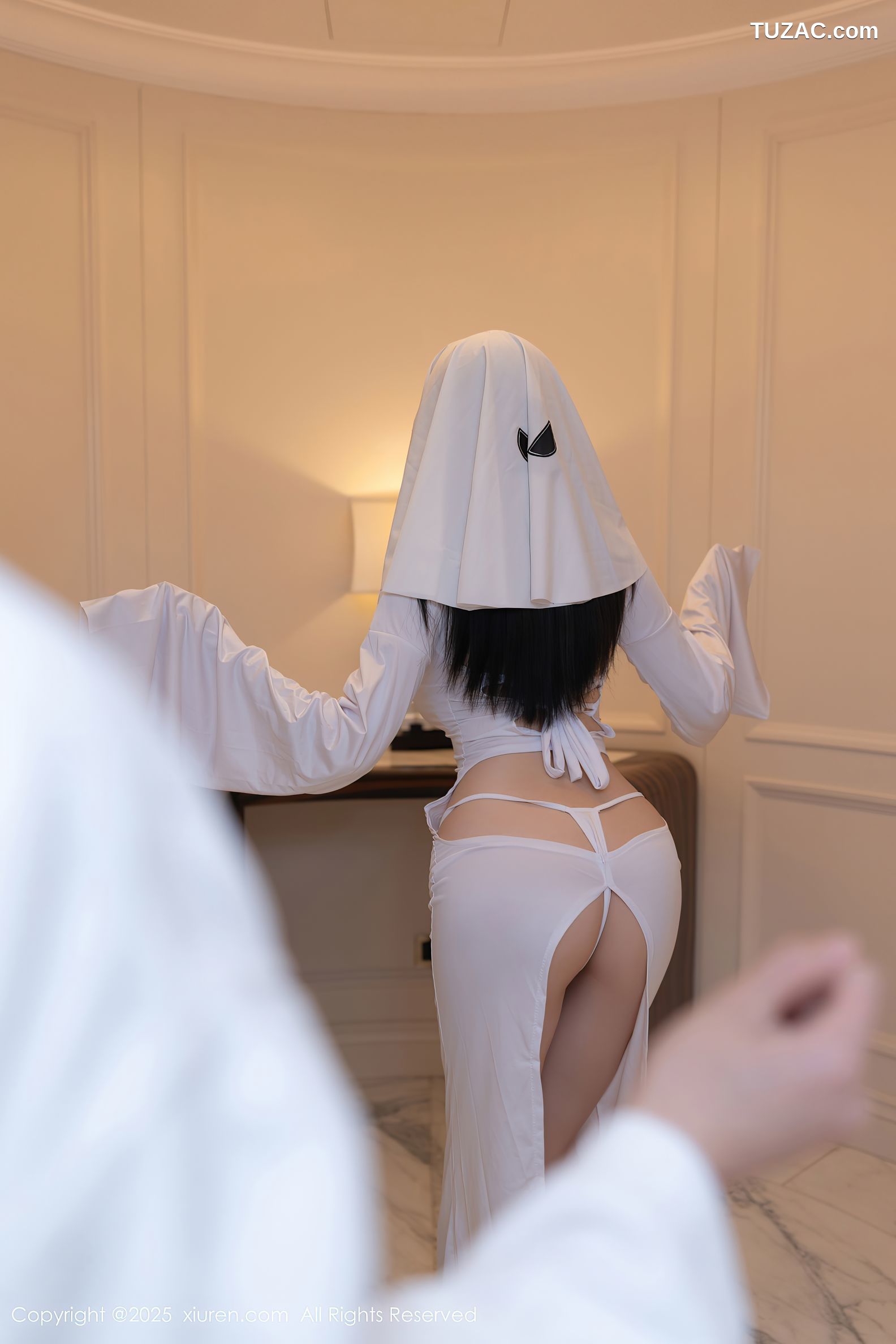 XiuRen秀人网-10035-安然anran-情趣白裙白色内衣丁字裤-2025.03.18