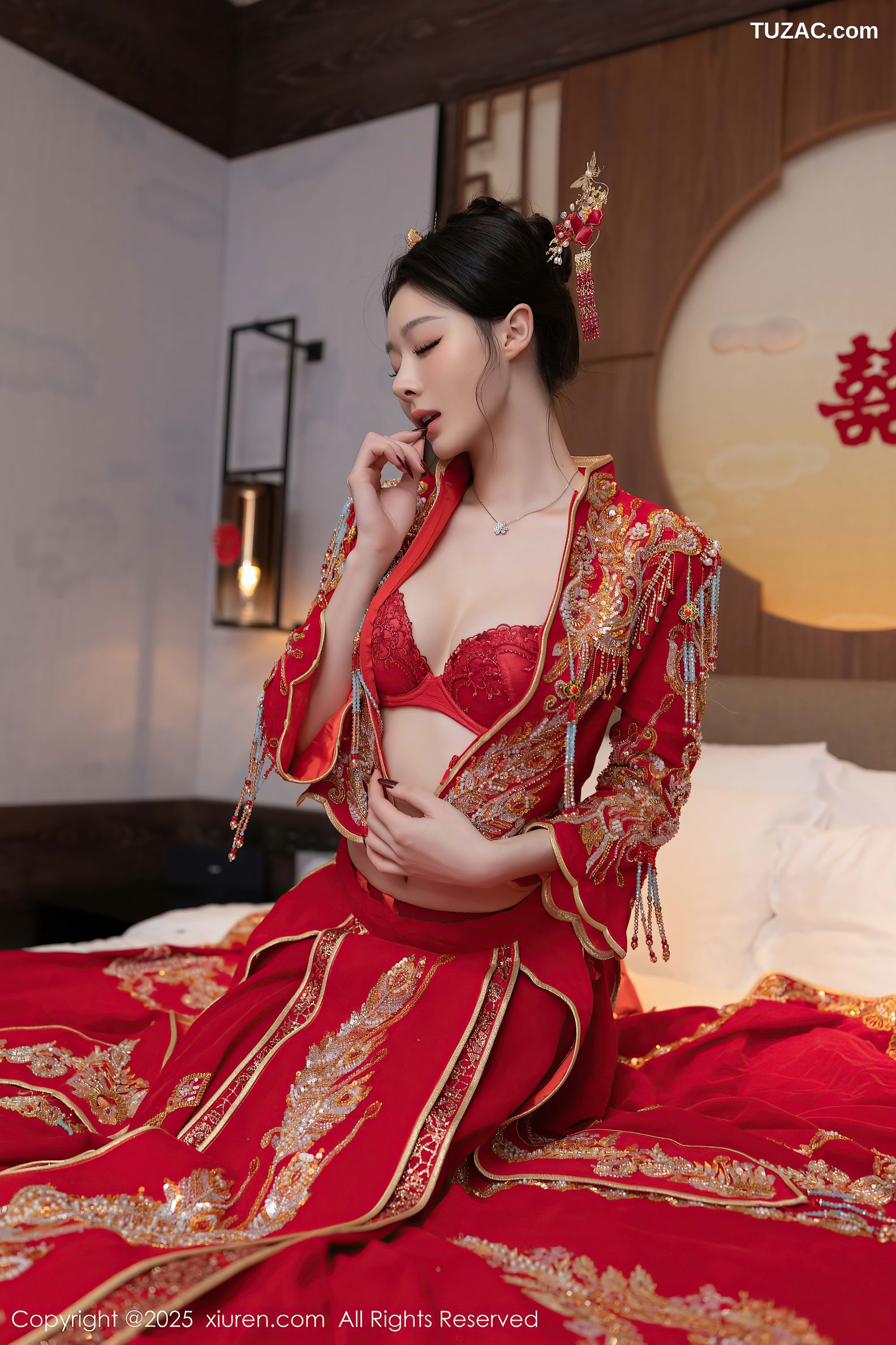 XiuRen秀人网-10055-小逗逗-新娘红装红色内衣-2025.03.21