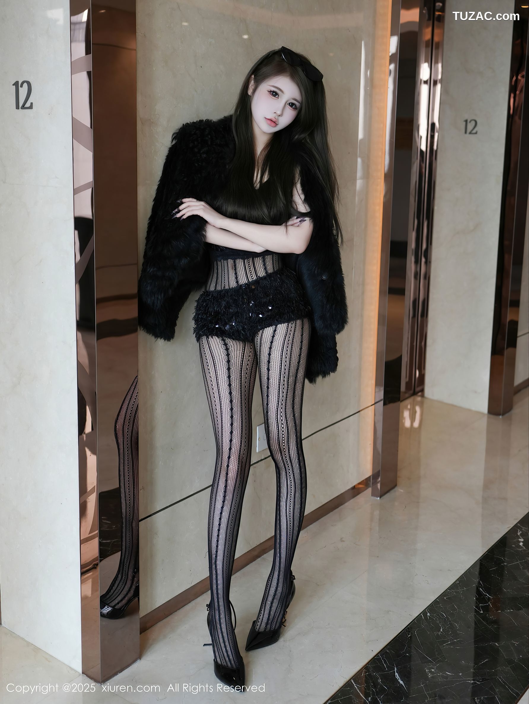 XiuRen秀人网-10056-甜妮-黑蕾丝吊带黑丝-2025.03.24